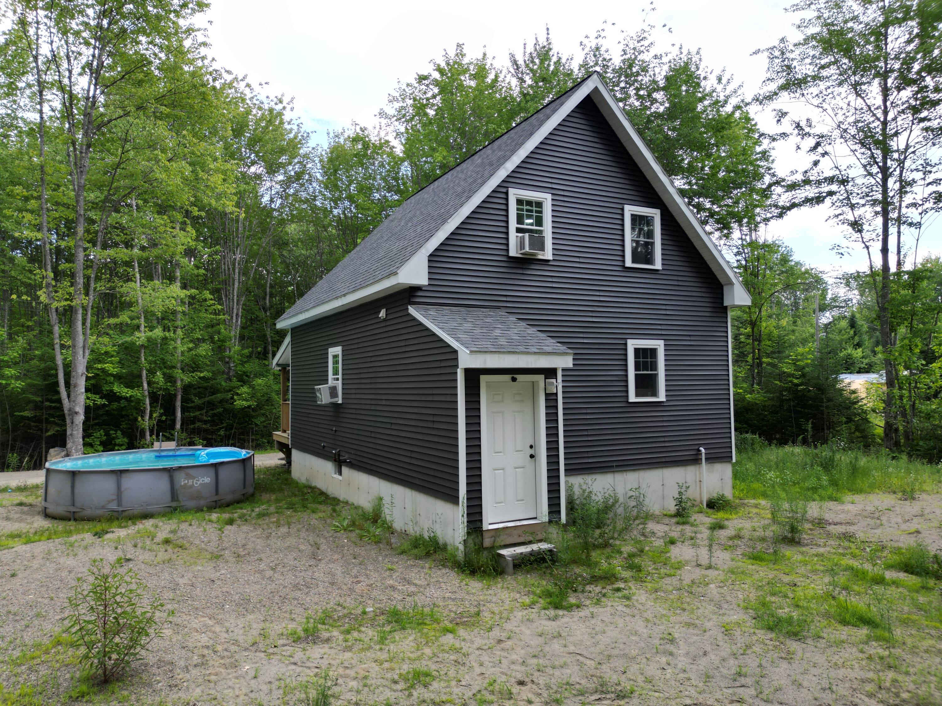 577 Edinburg Road Property Photo 3