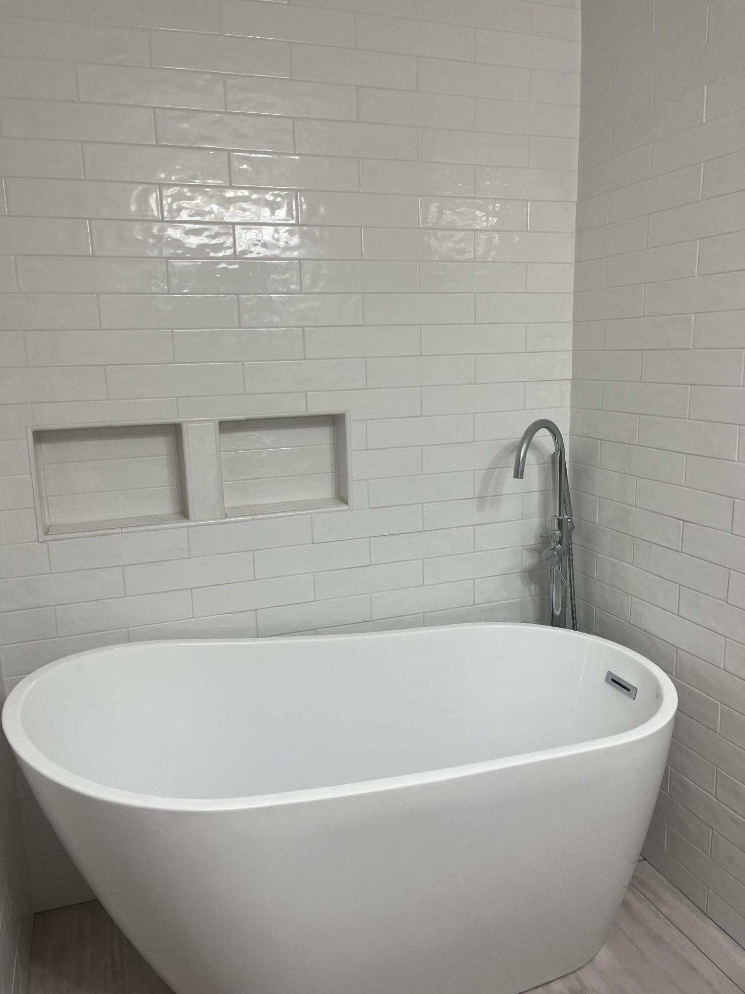 201 Juniper Street Property Photo 25
