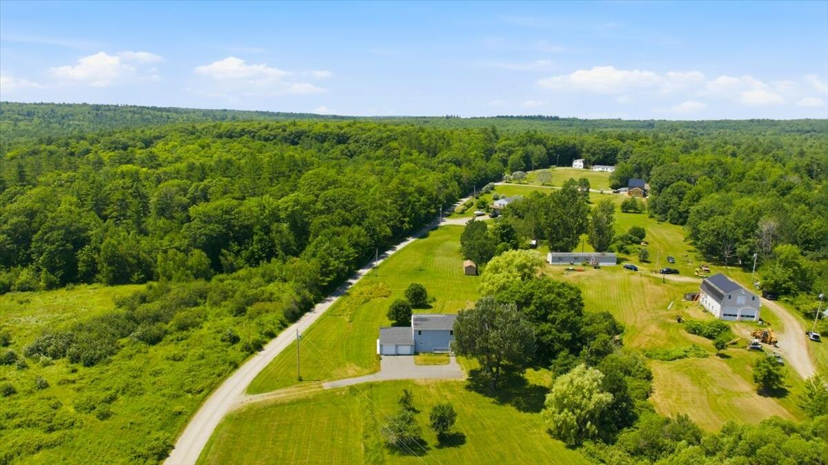 1121 River Avenue Property Photo 3