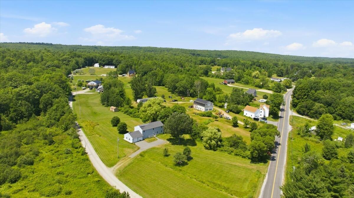 1121 River Avenue Property Photo 4