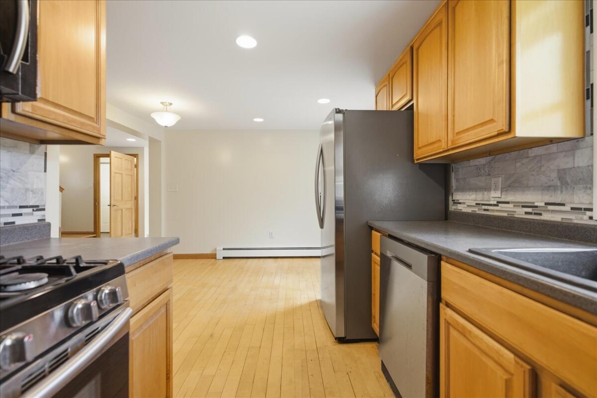 1121 River Avenue Property Photo 13