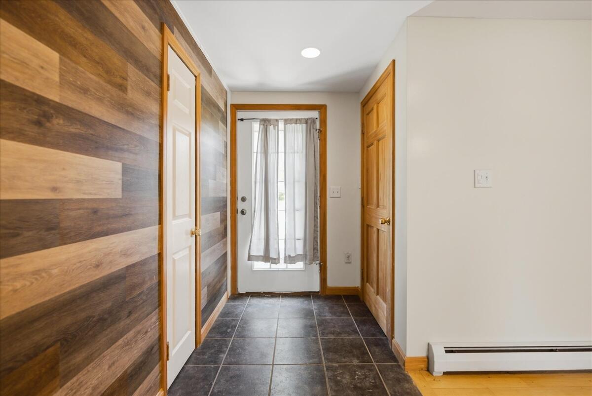 1121 River Avenue Property Photo 20