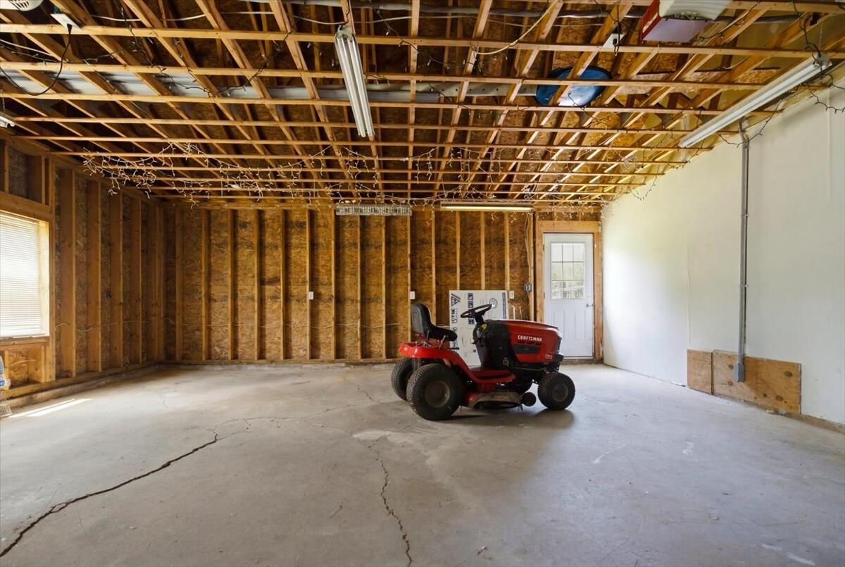 1121 River Avenue Property Photo 73