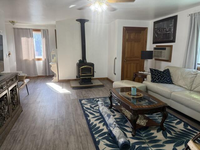 11 Winter Street Property Photo 13