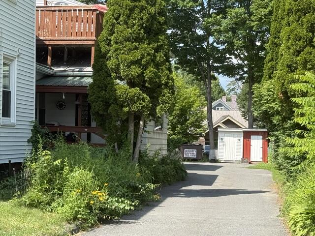 11 Winter Street Property Photo 33