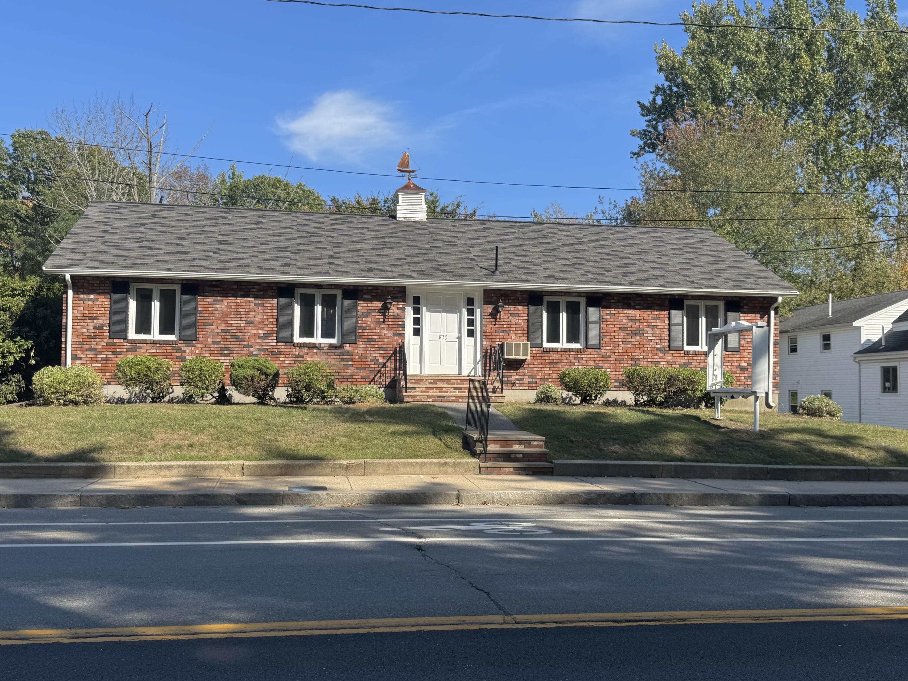 835 Forest Avenue Property Photo 1