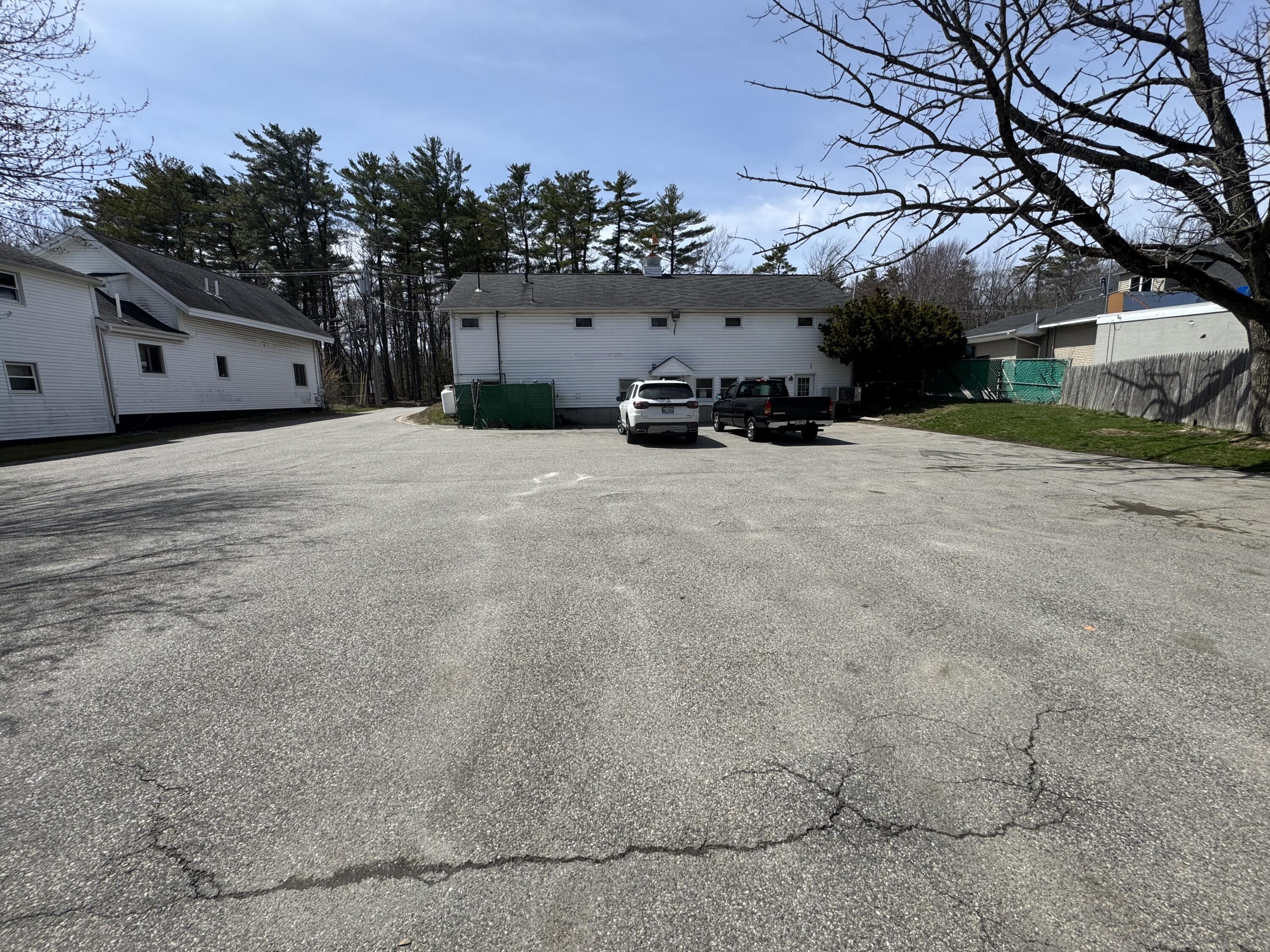 835 Forest Avenue Property Photo 2