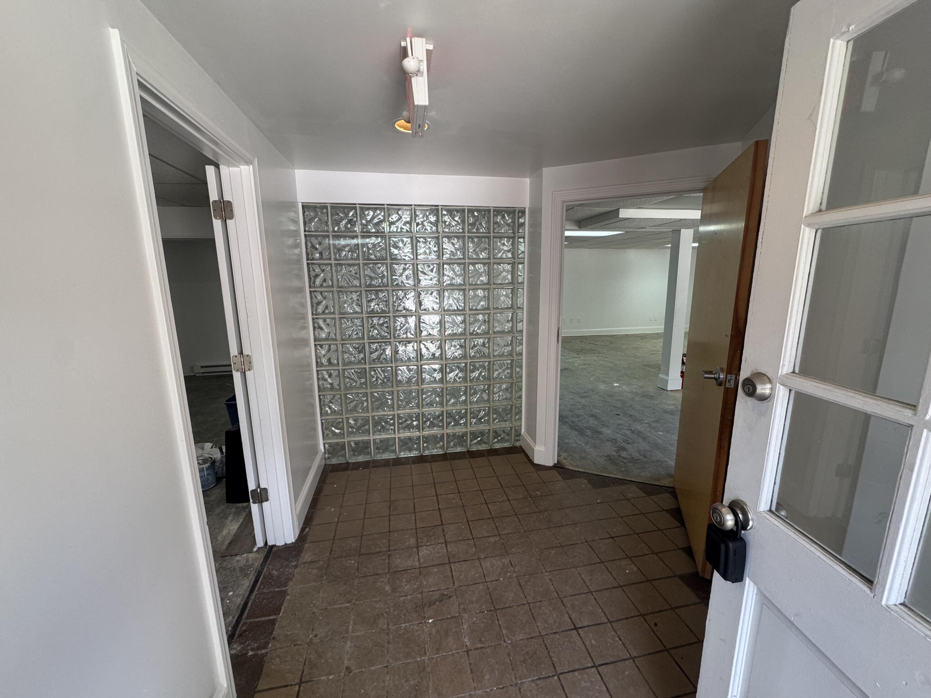 835 Forest Avenue Property Photo 8