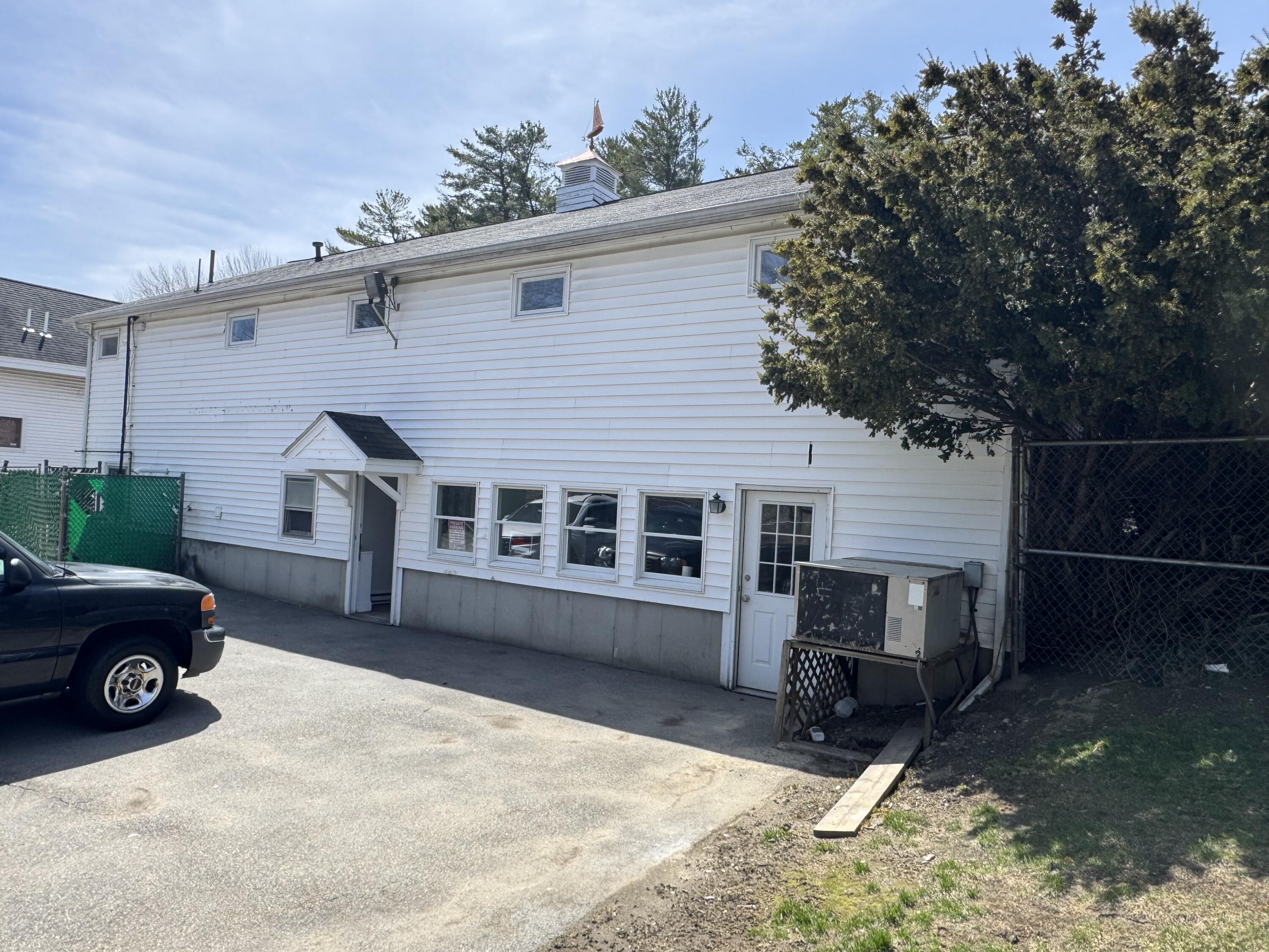 835 Forest Avenue Property Photo 12