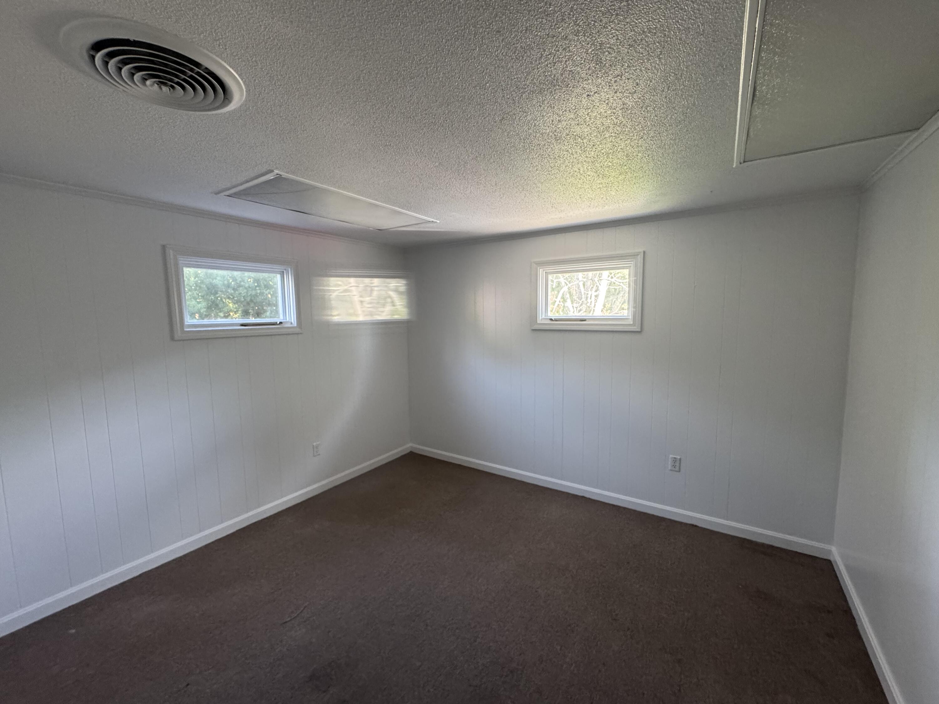 835 Forest Avenue Property Photo 17