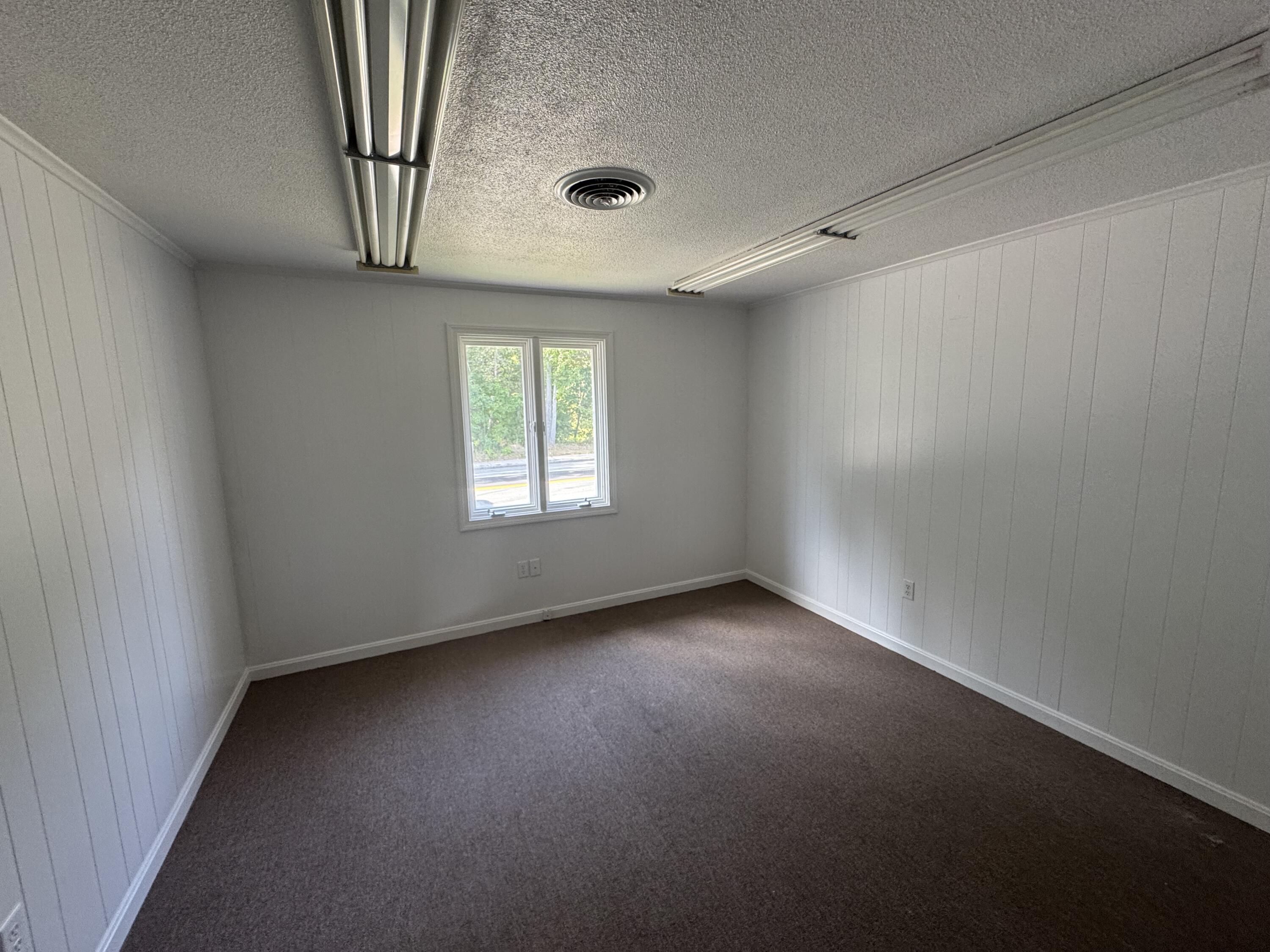 835 Forest Avenue Property Photo 20