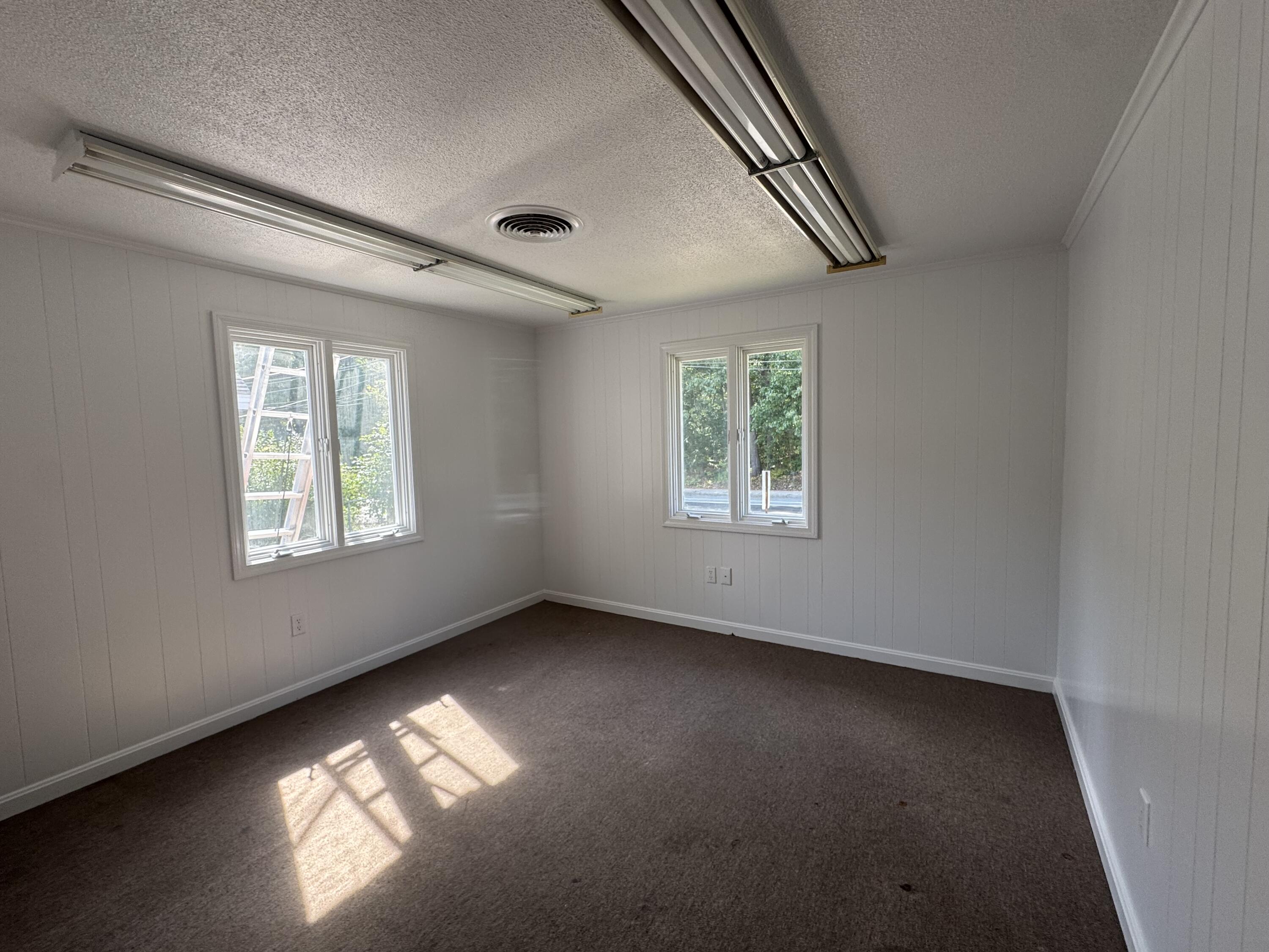 835 Forest Avenue Property Photo 22