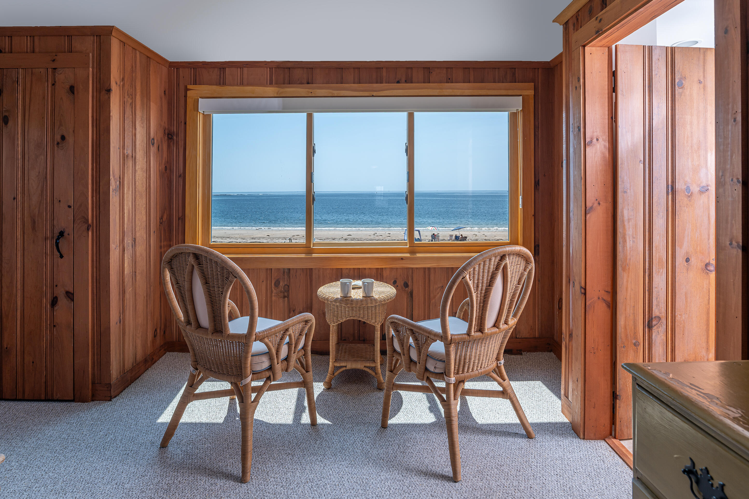 669 Kings Highway Property Photo 12