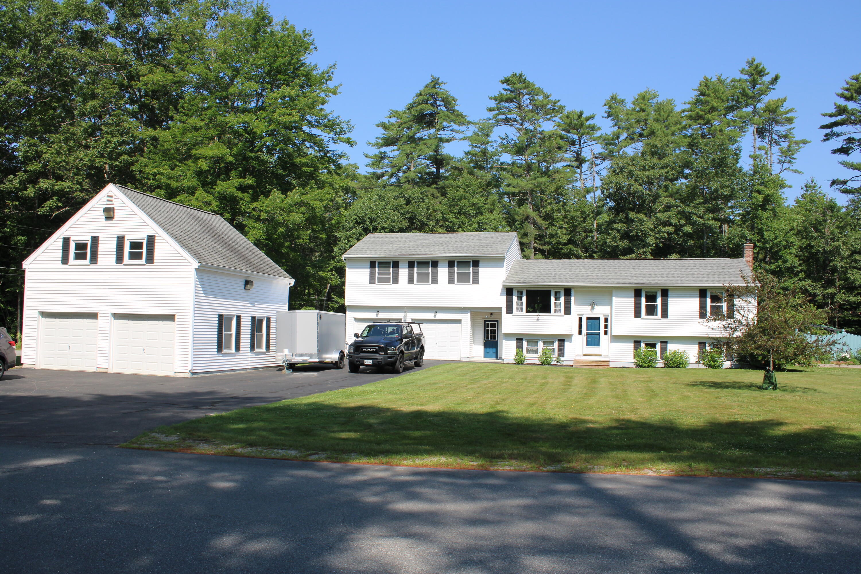 2 Royal Pine Drive Property Photo 1