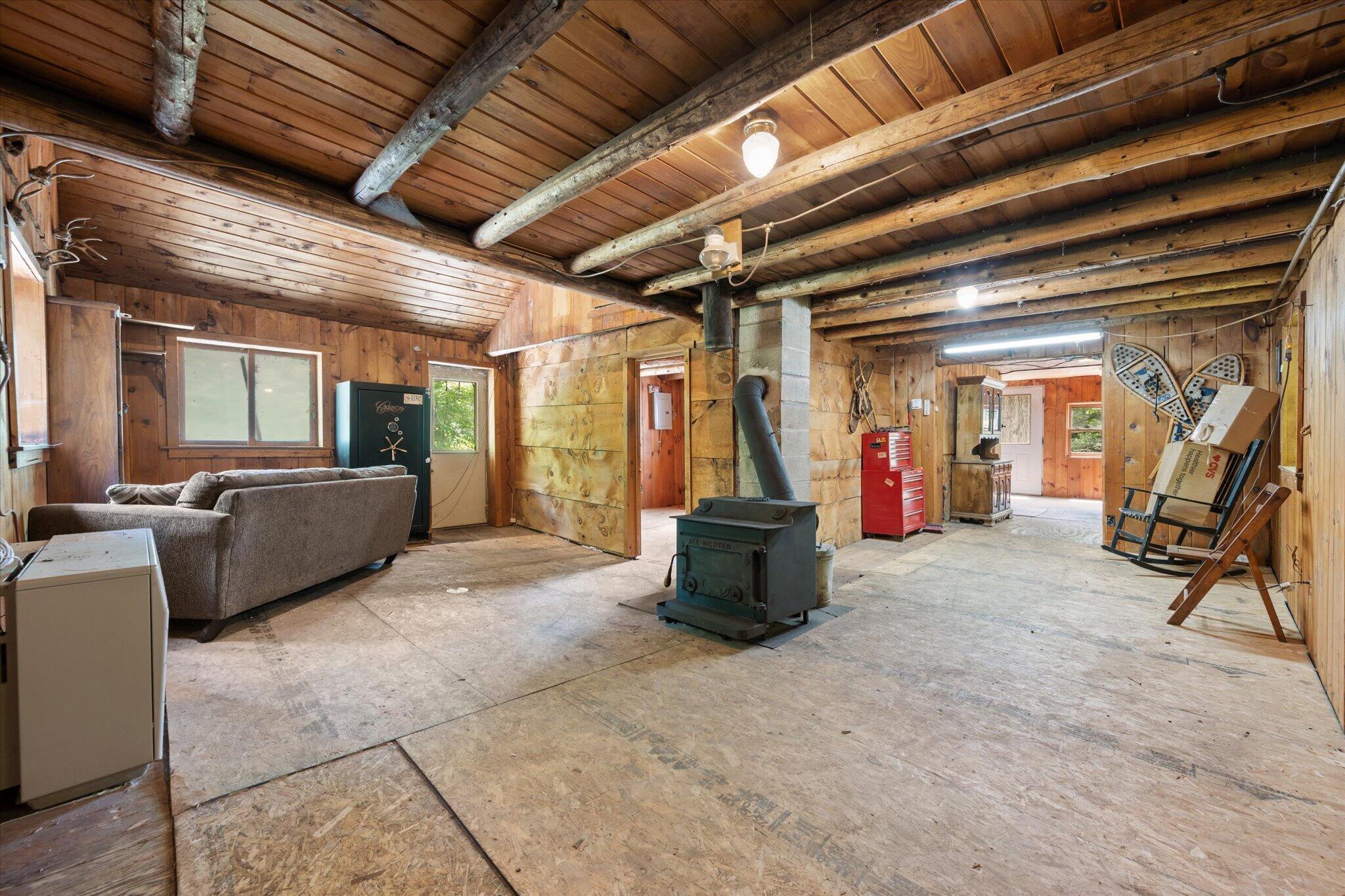 326 Mayhew Road Property Photo 20
