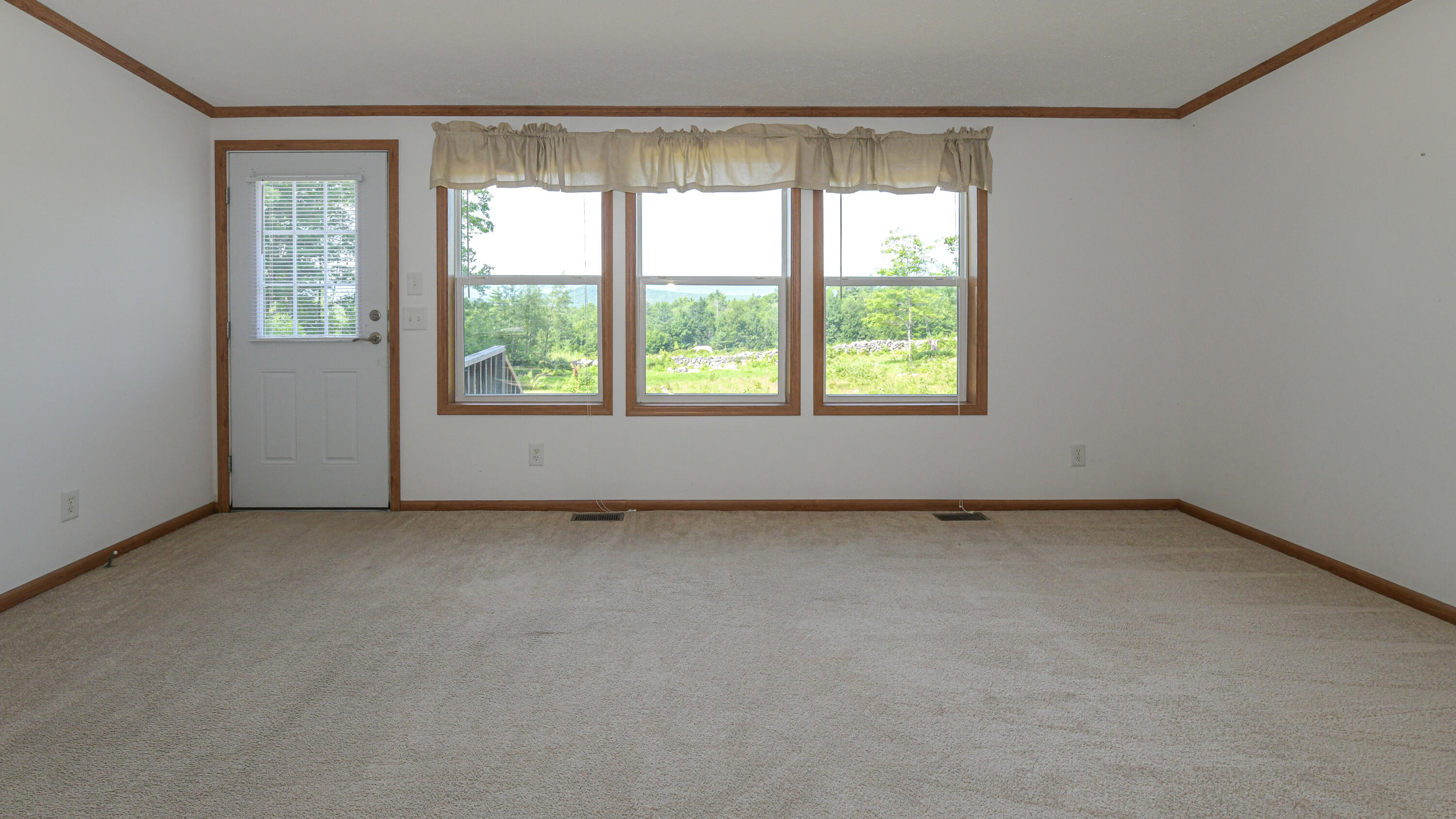 868 W Lovell Road Property Photo 6