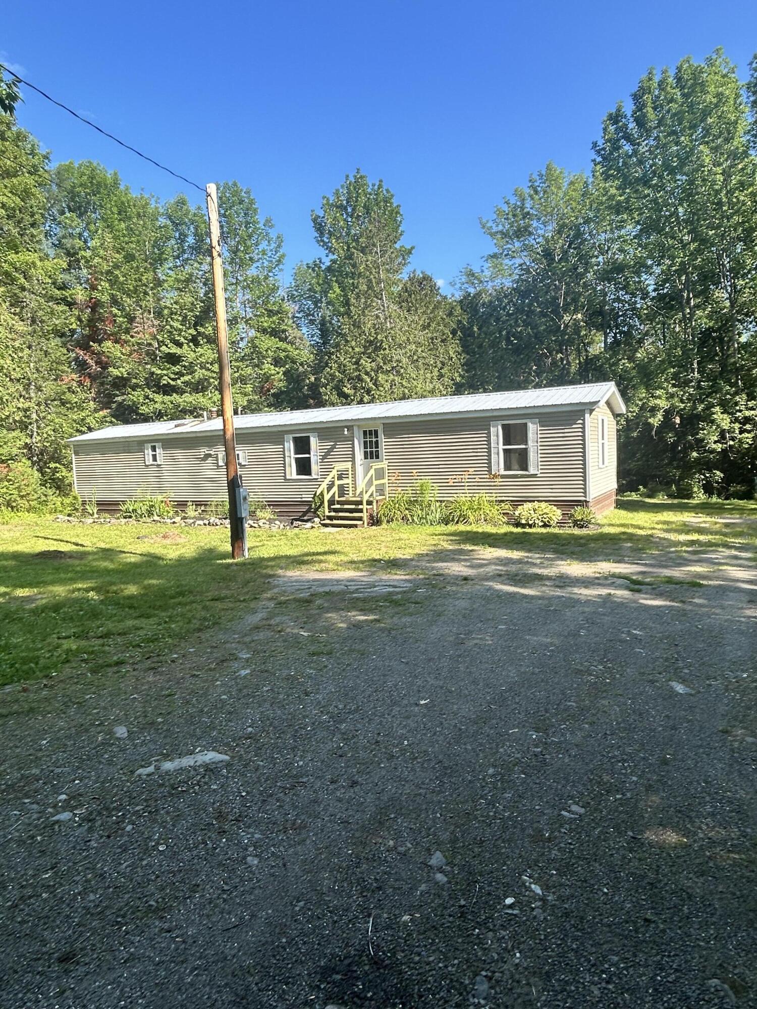 267 E Newport Road Property Photo 3