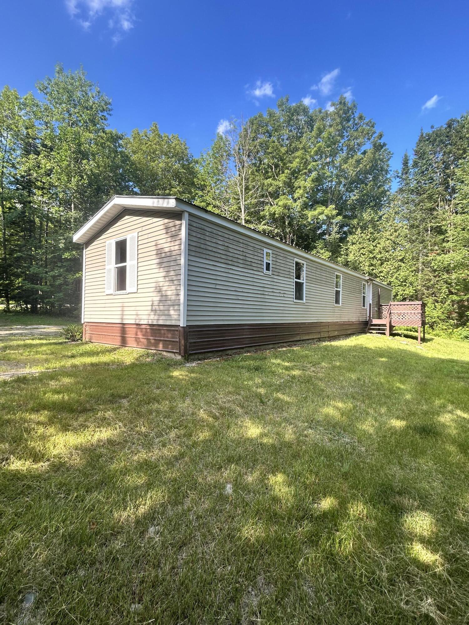 267 E Newport Road Property Photo 9