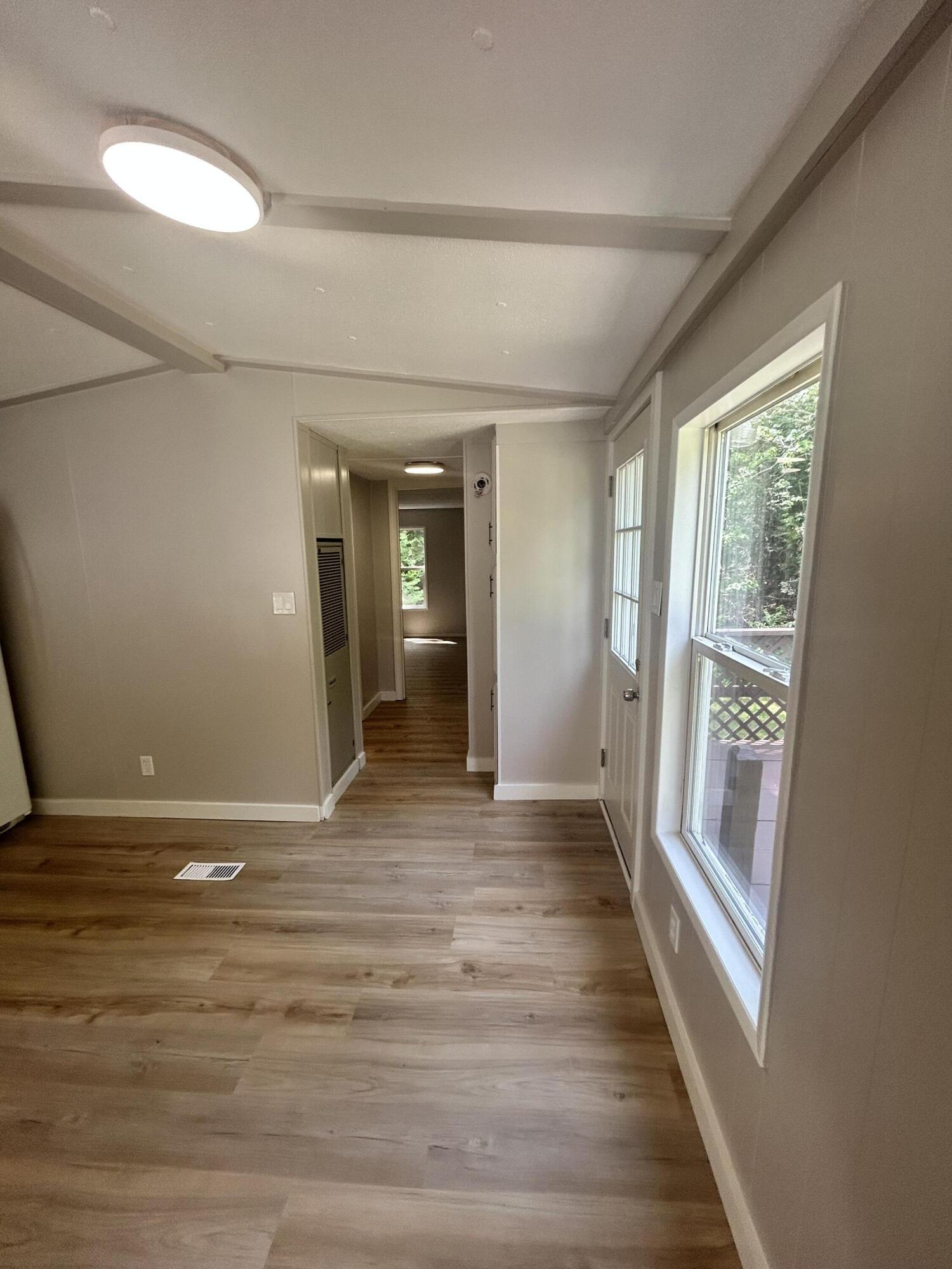267 E Newport Road Property Photo 18