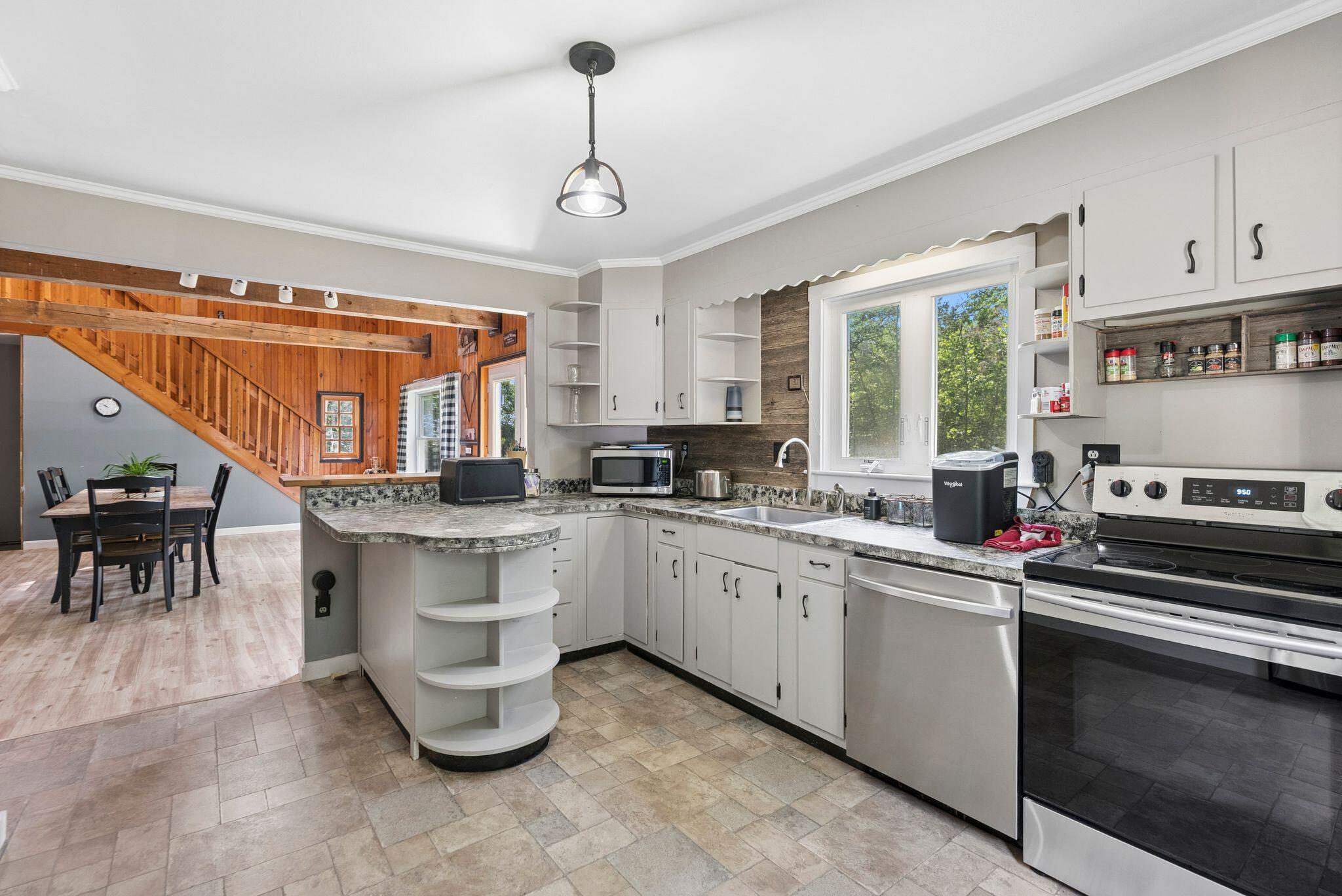 658 Parker Farm Road Property Photo 17