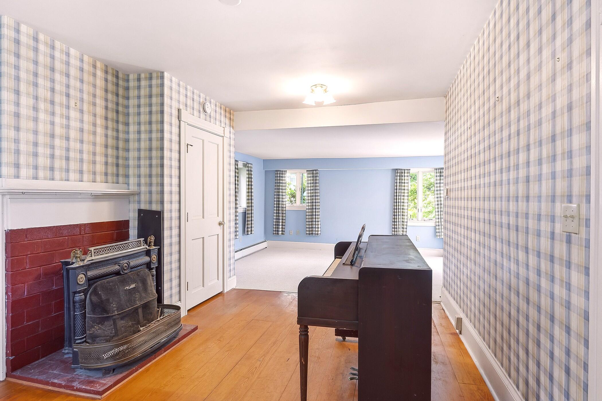300 Front Street Property Photo 16