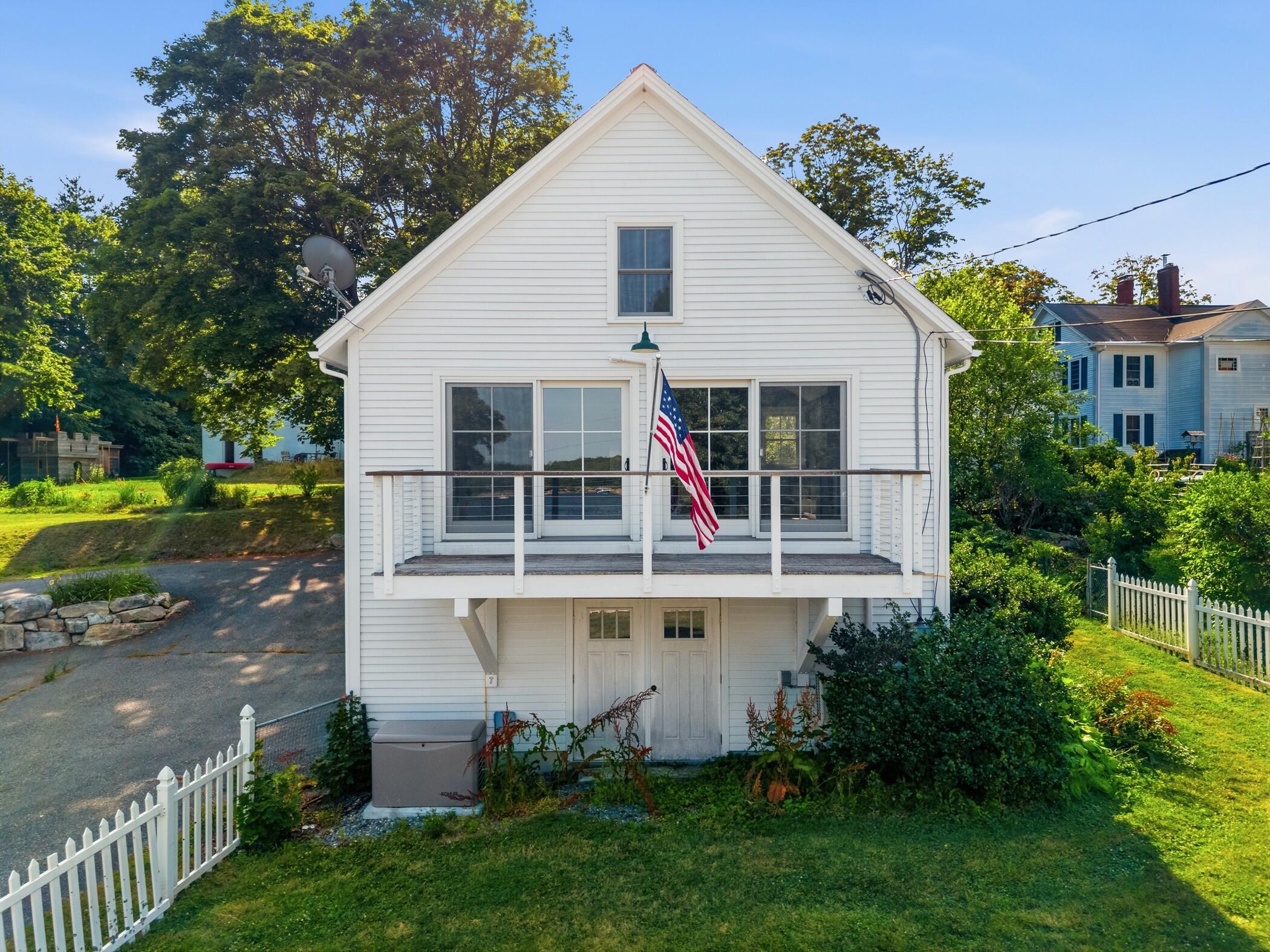 300 Front Street Property Photo 45