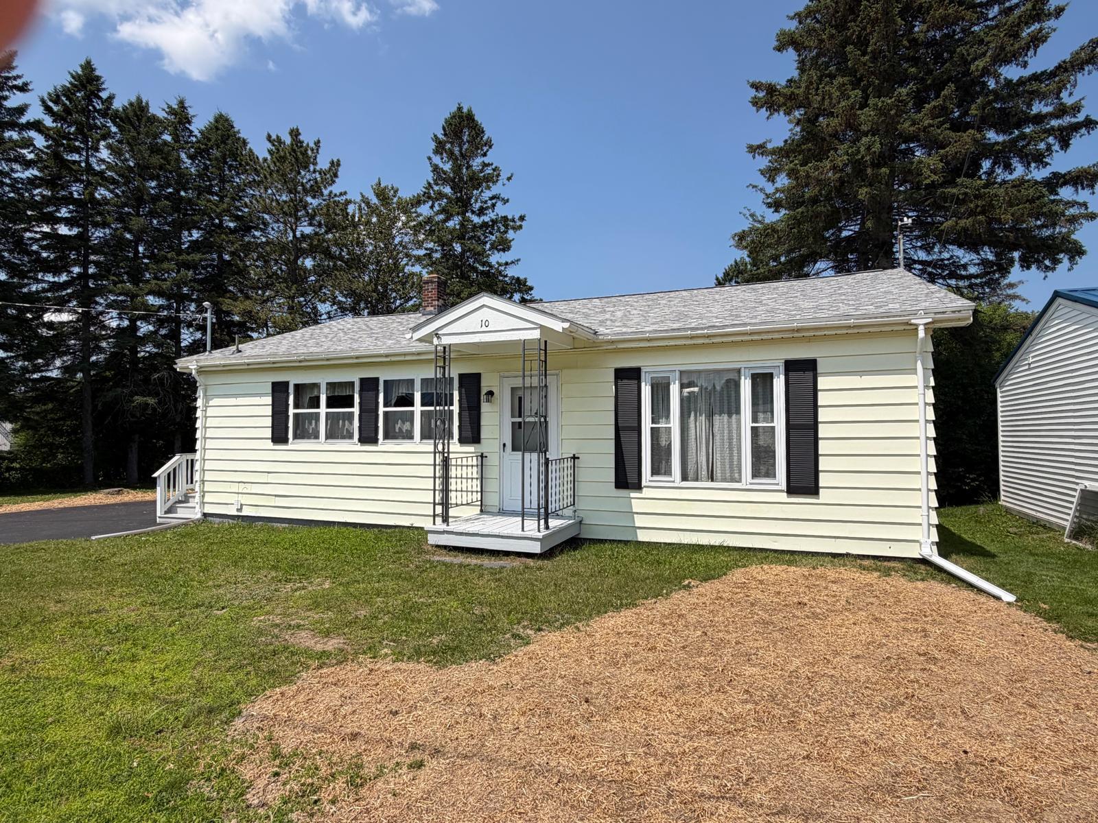 10 Macarthur Avenue Property Photo 1
