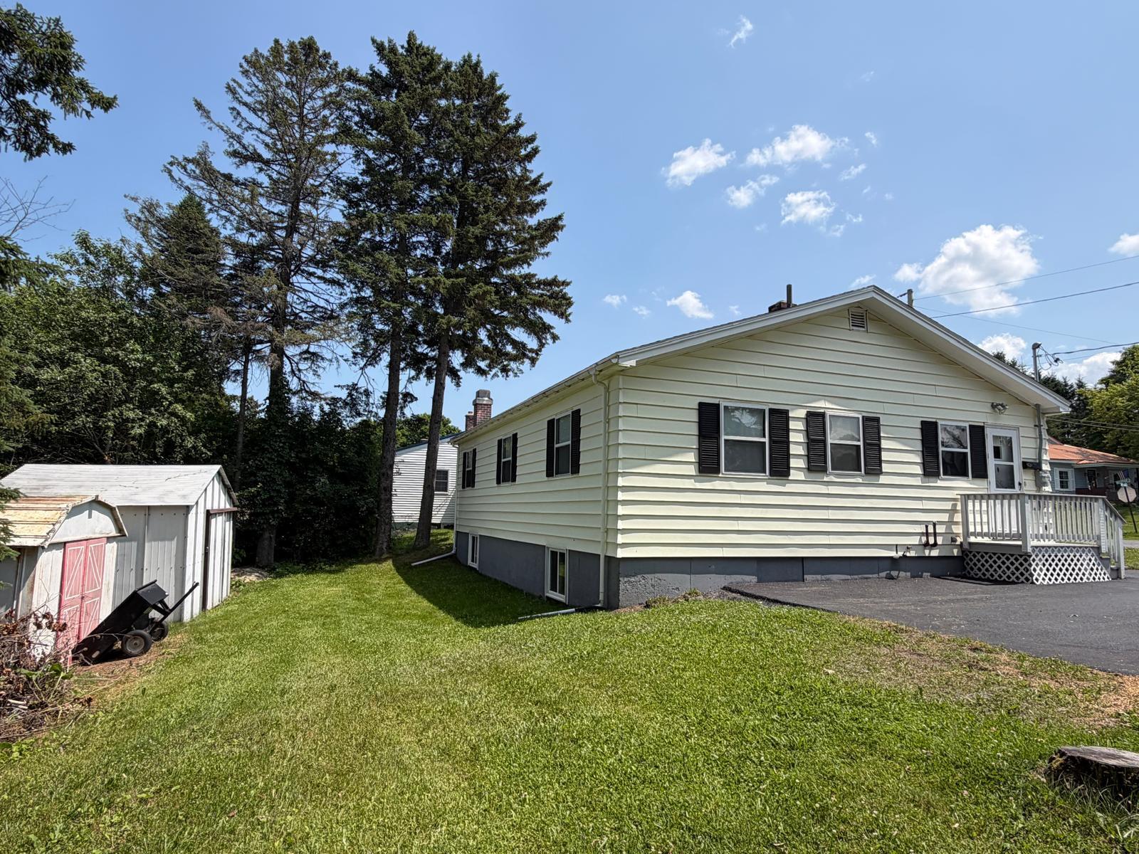 10 Macarthur Avenue Property Photo 4