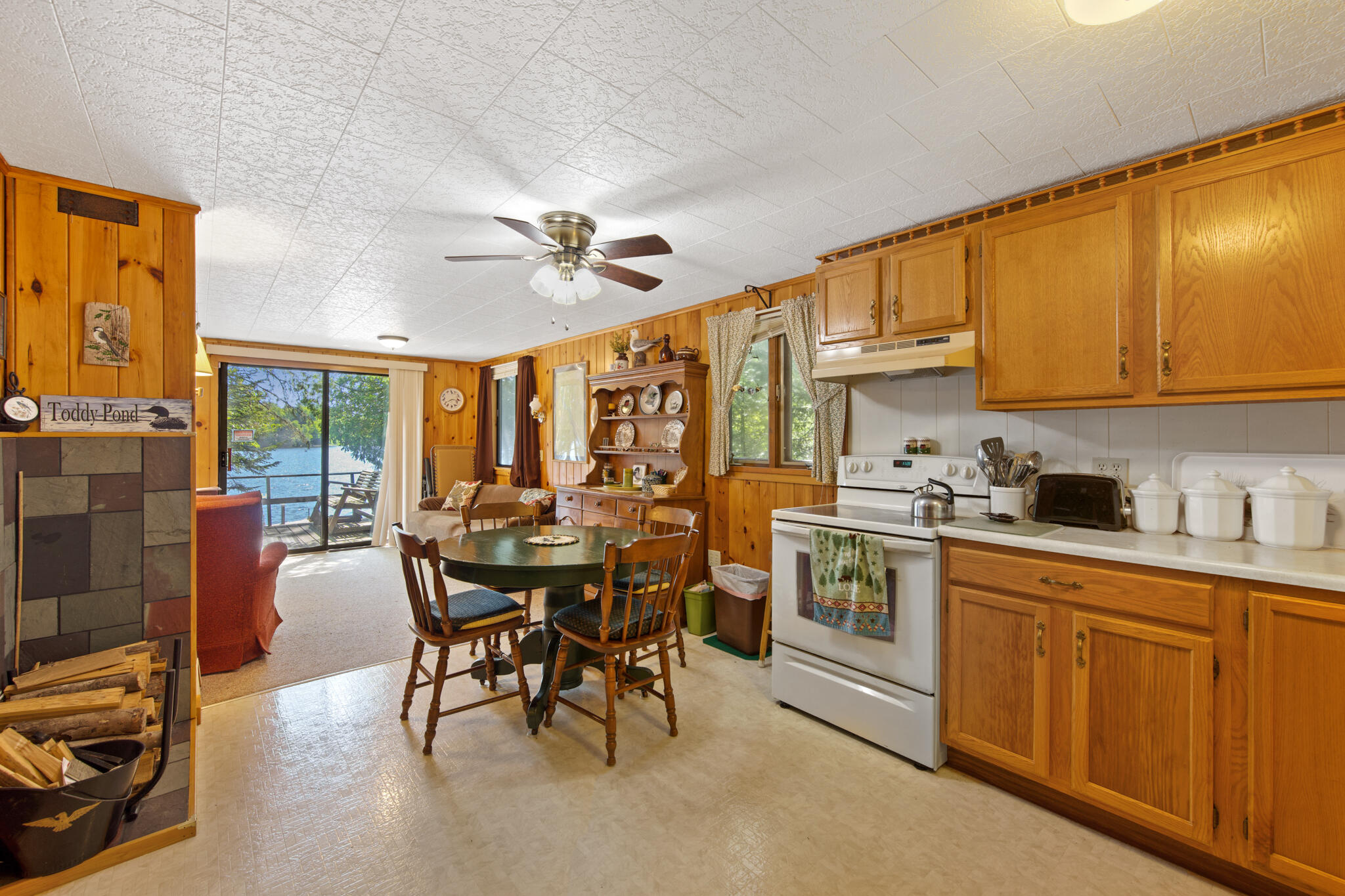 3 Ring Point Property Photo 12