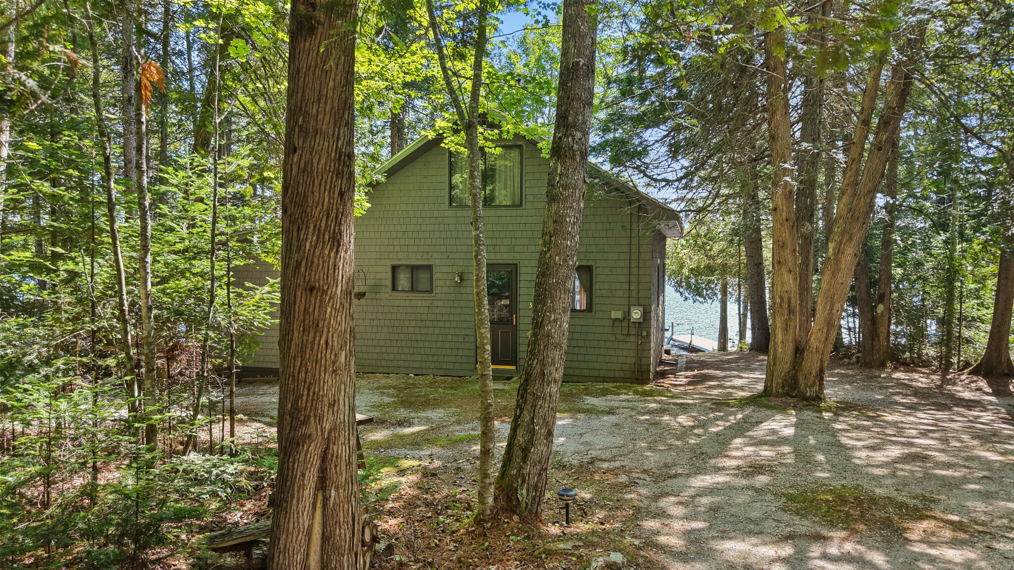 3 Ring Point Property Photo 37