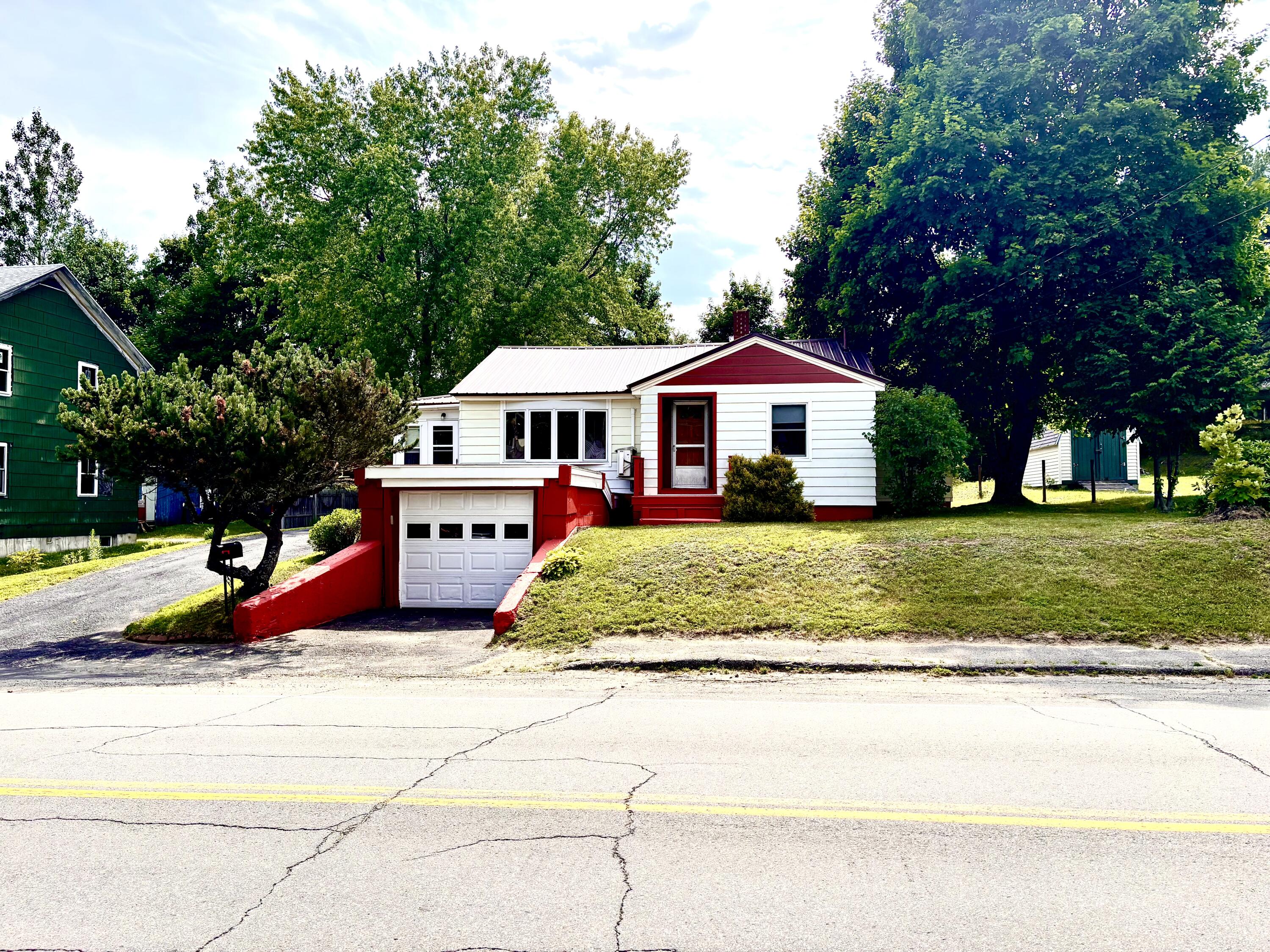 244 Bates Street Property Photo 1