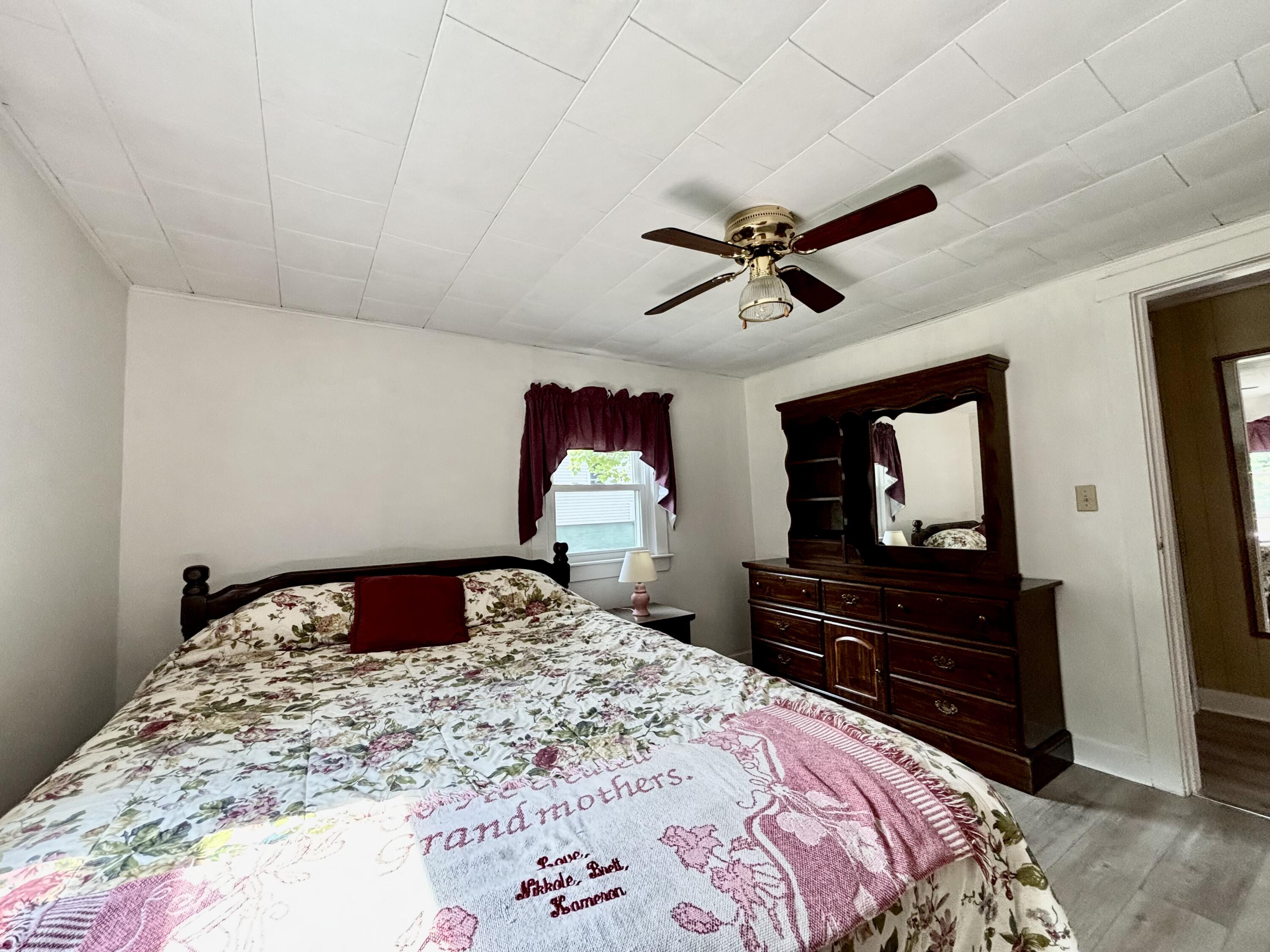 244 Bates Street Property Photo 18