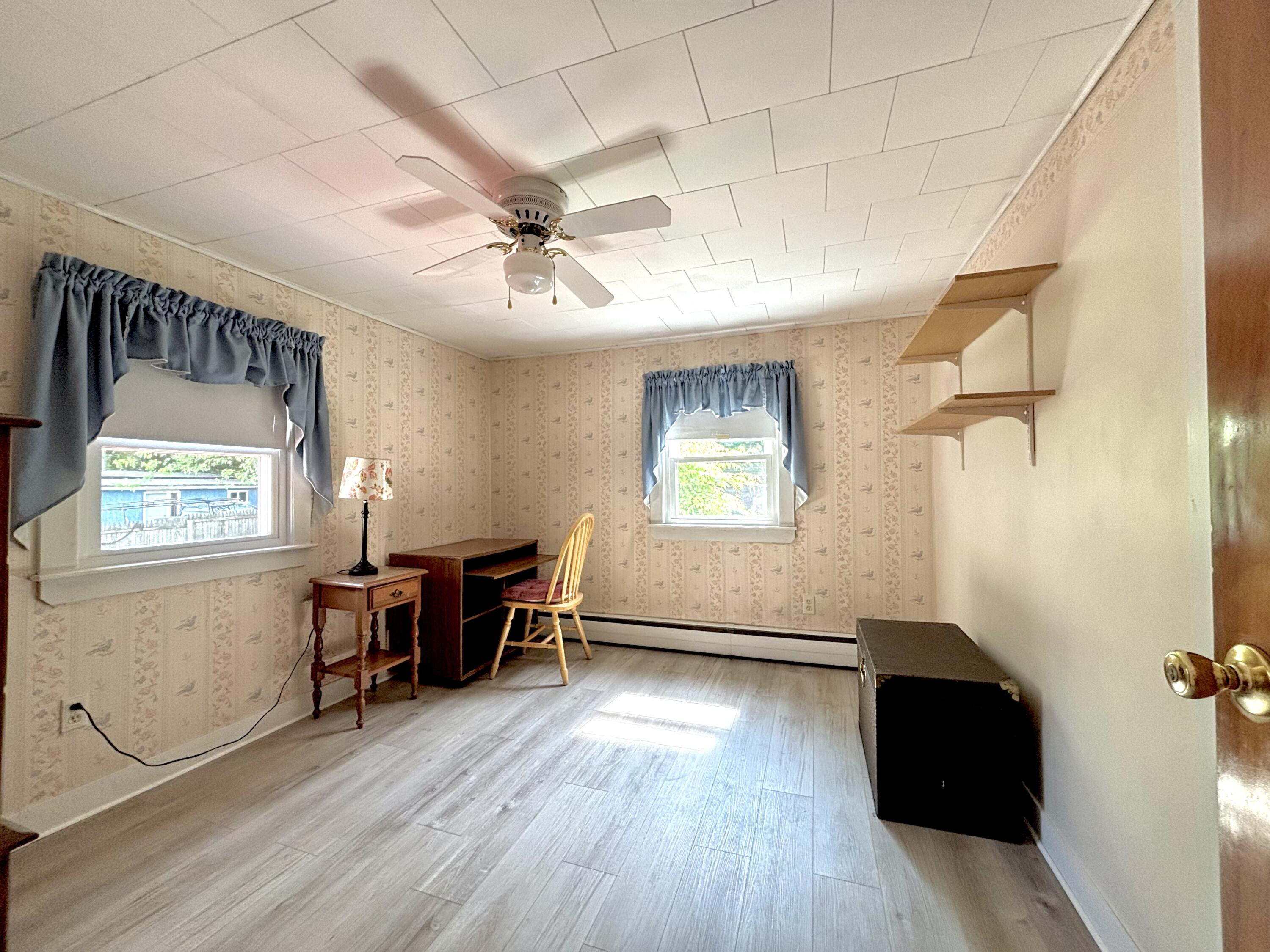 244 Bates Street Property Photo 20