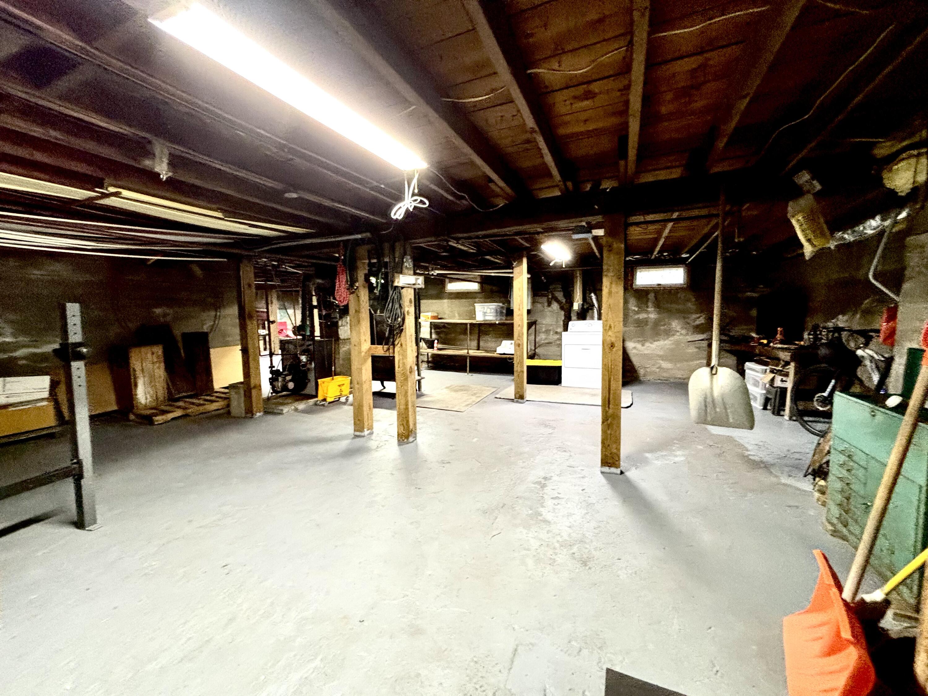 244 Bates Street Property Photo 26