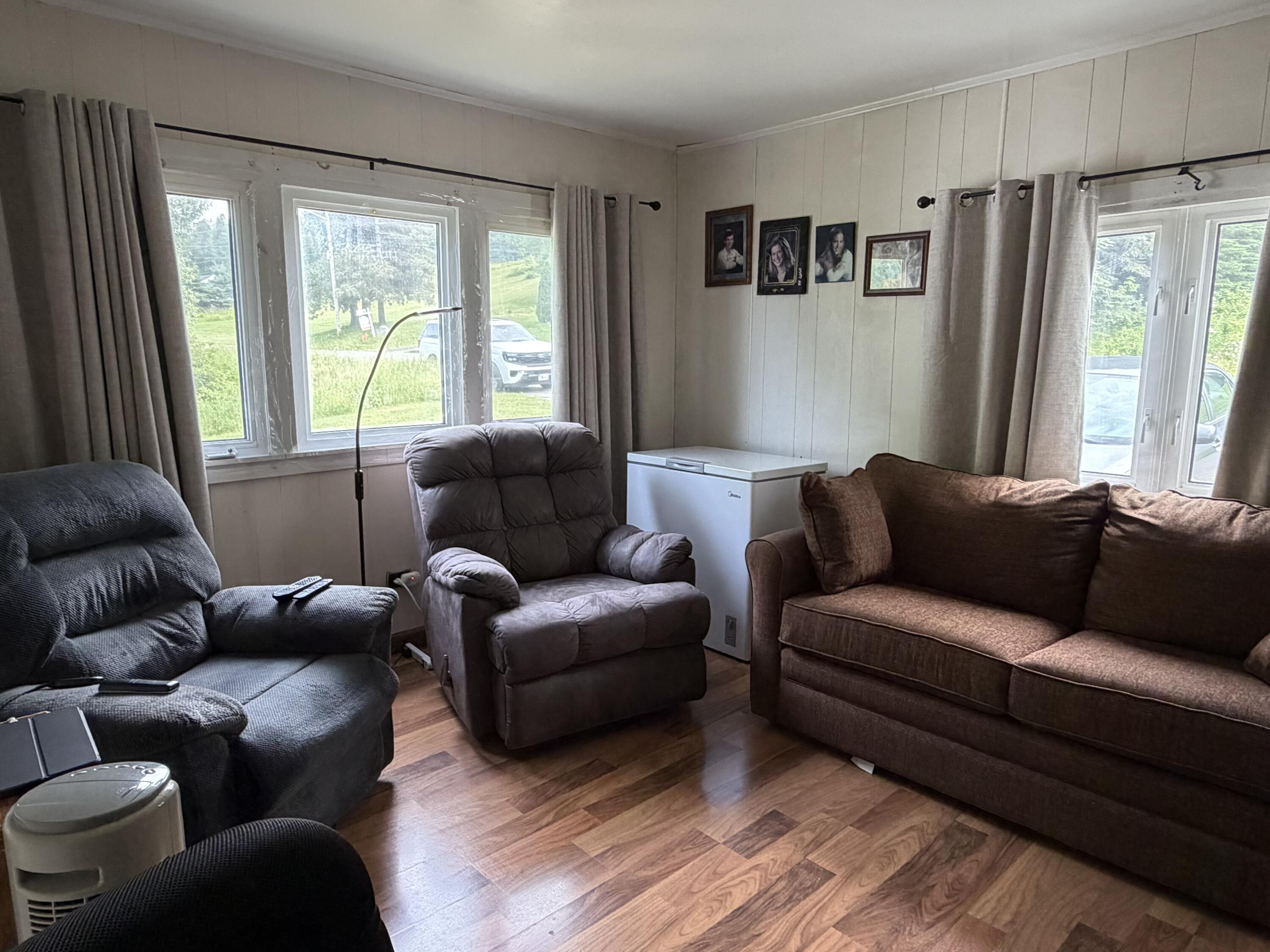 544 Riverview Street Property Photo 18