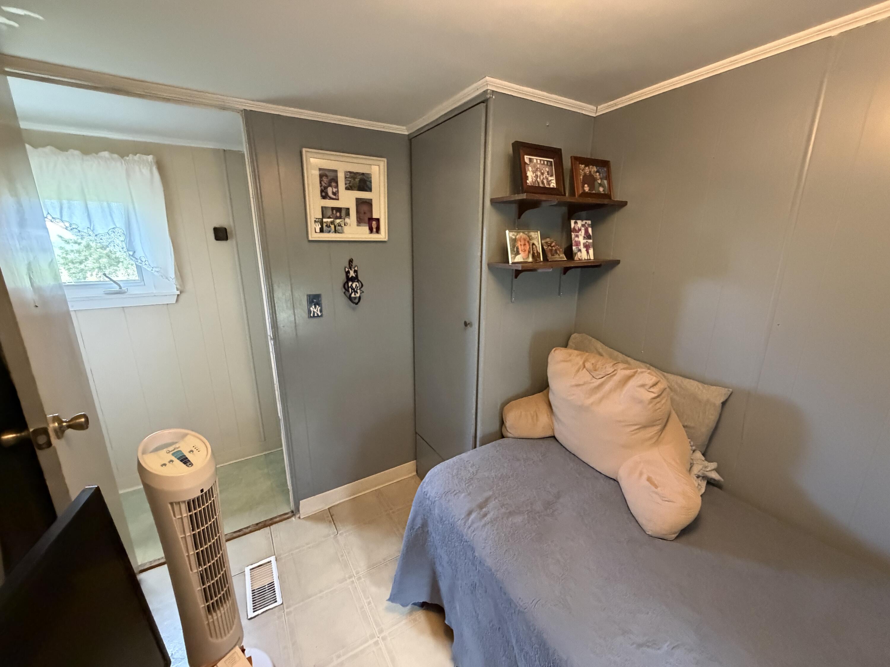 544 Riverview Street Property Photo 28