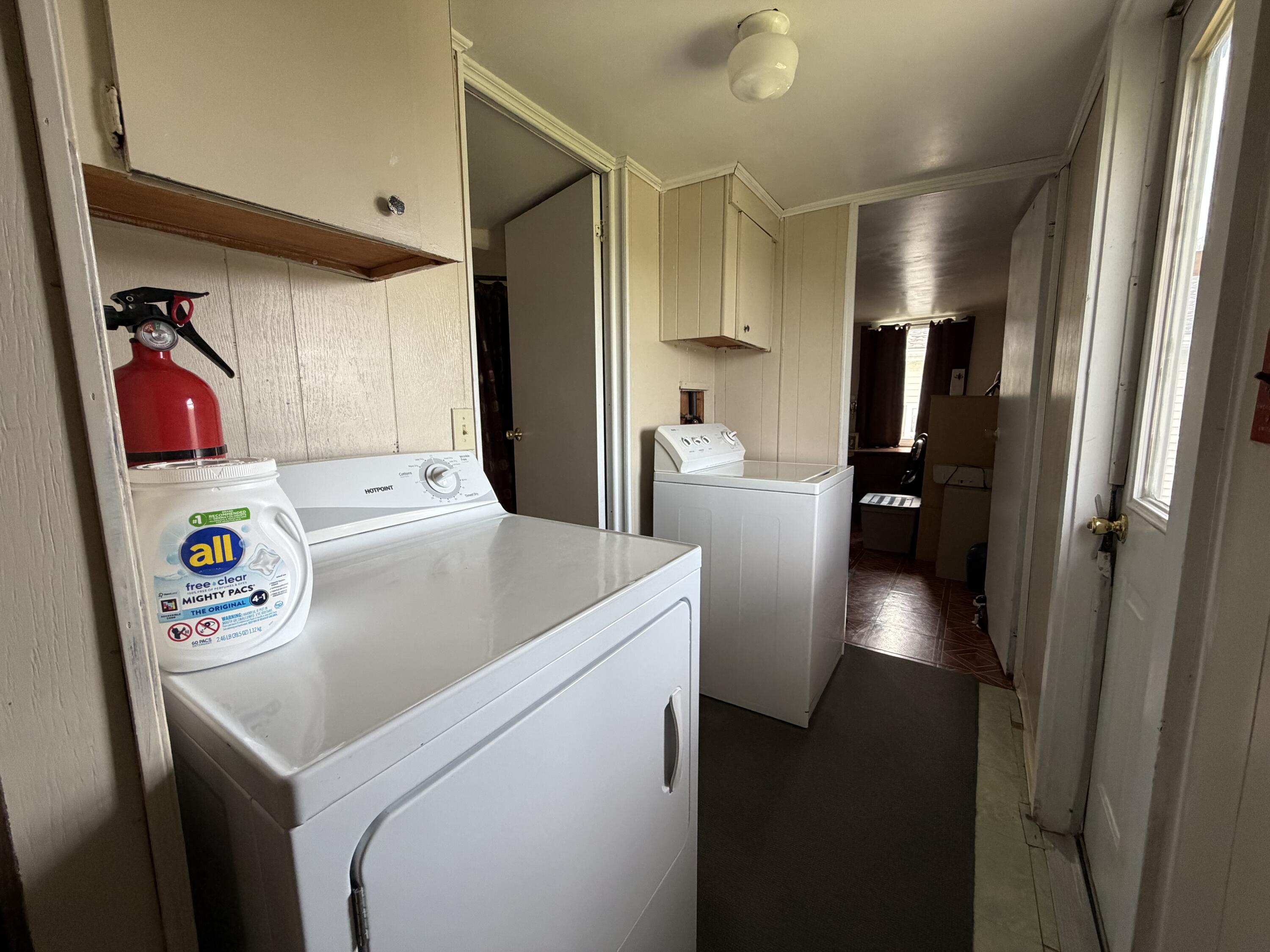544 Riverview Street Property Photo 31