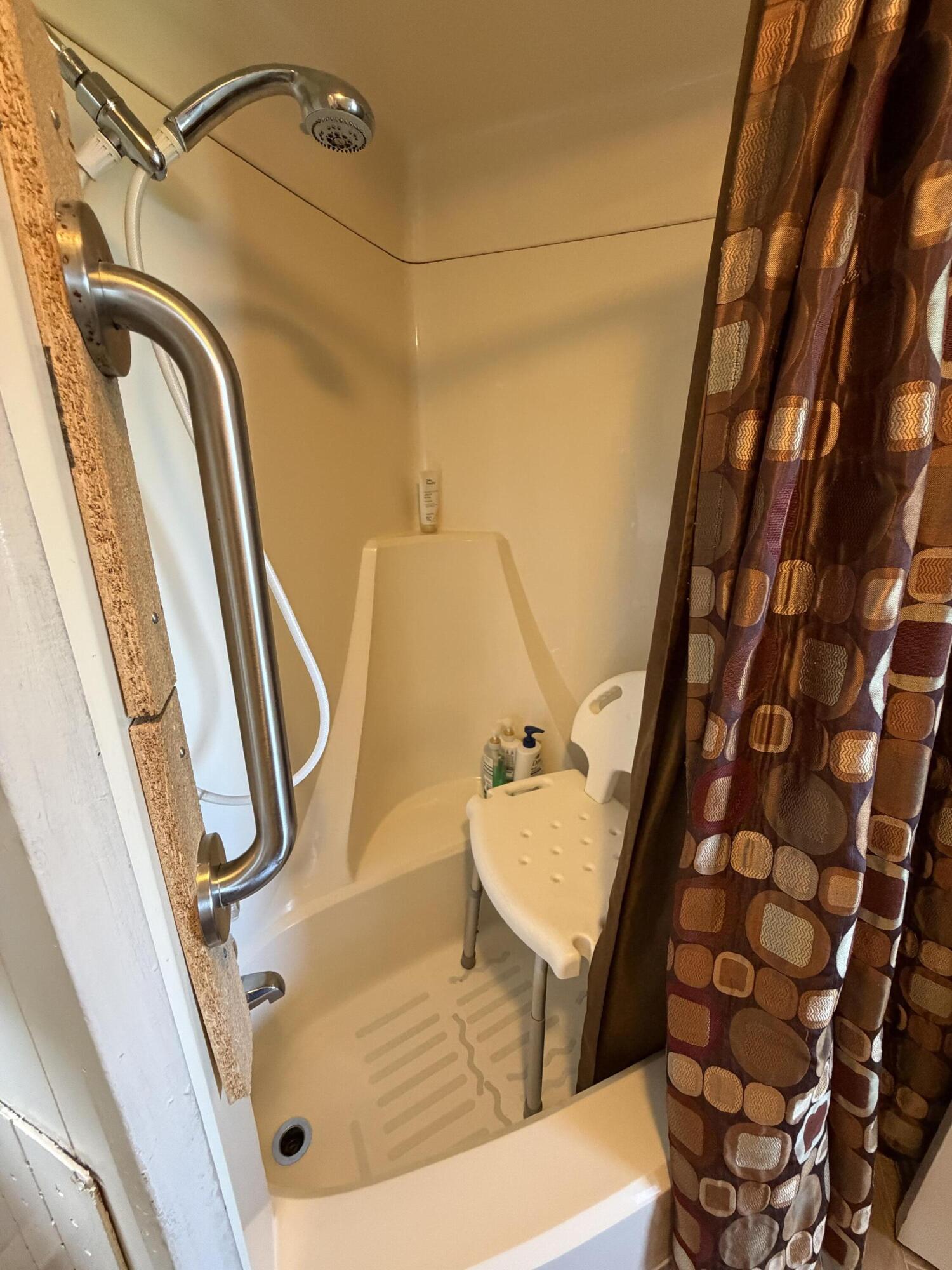 544 Riverview Street Property Photo 34