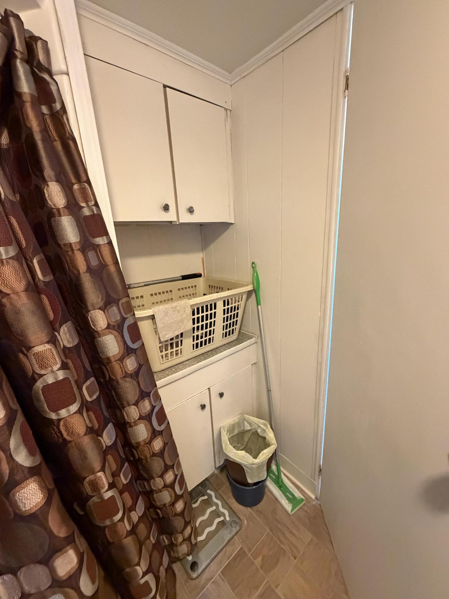 544 Riverview Street Property Photo 35