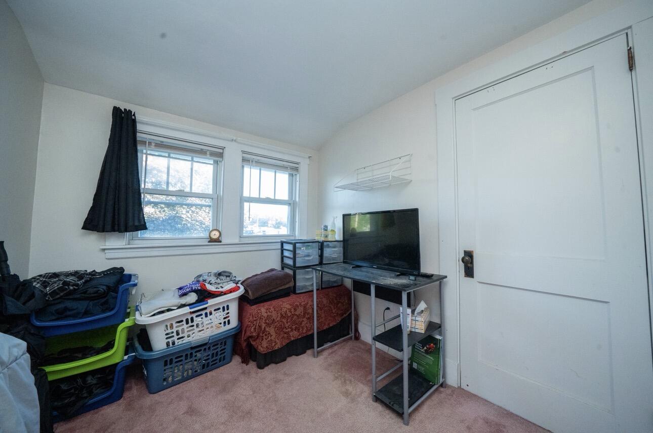 65 River Road Property Photo 25