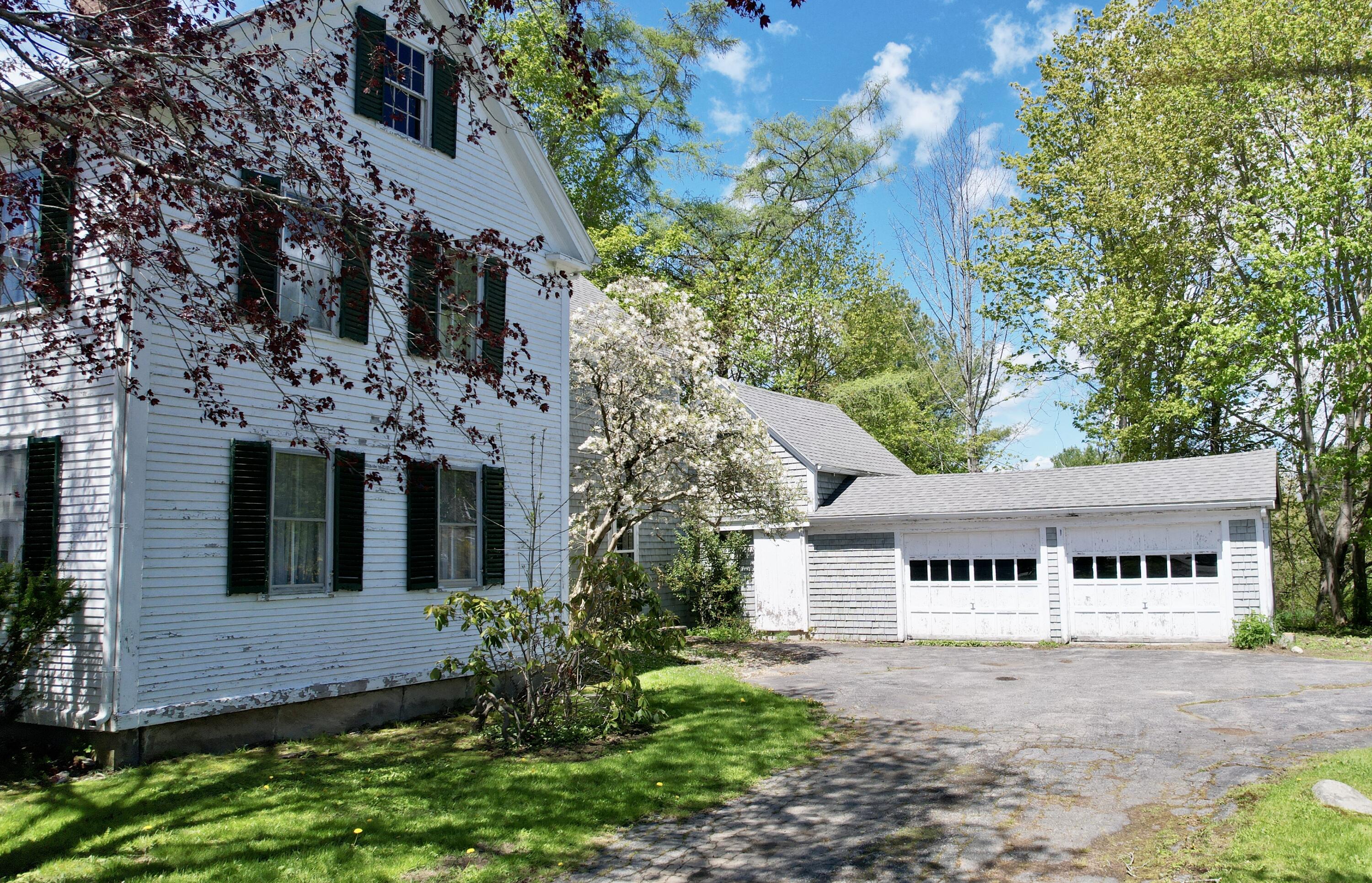 226 Elm Street Property Photo 3