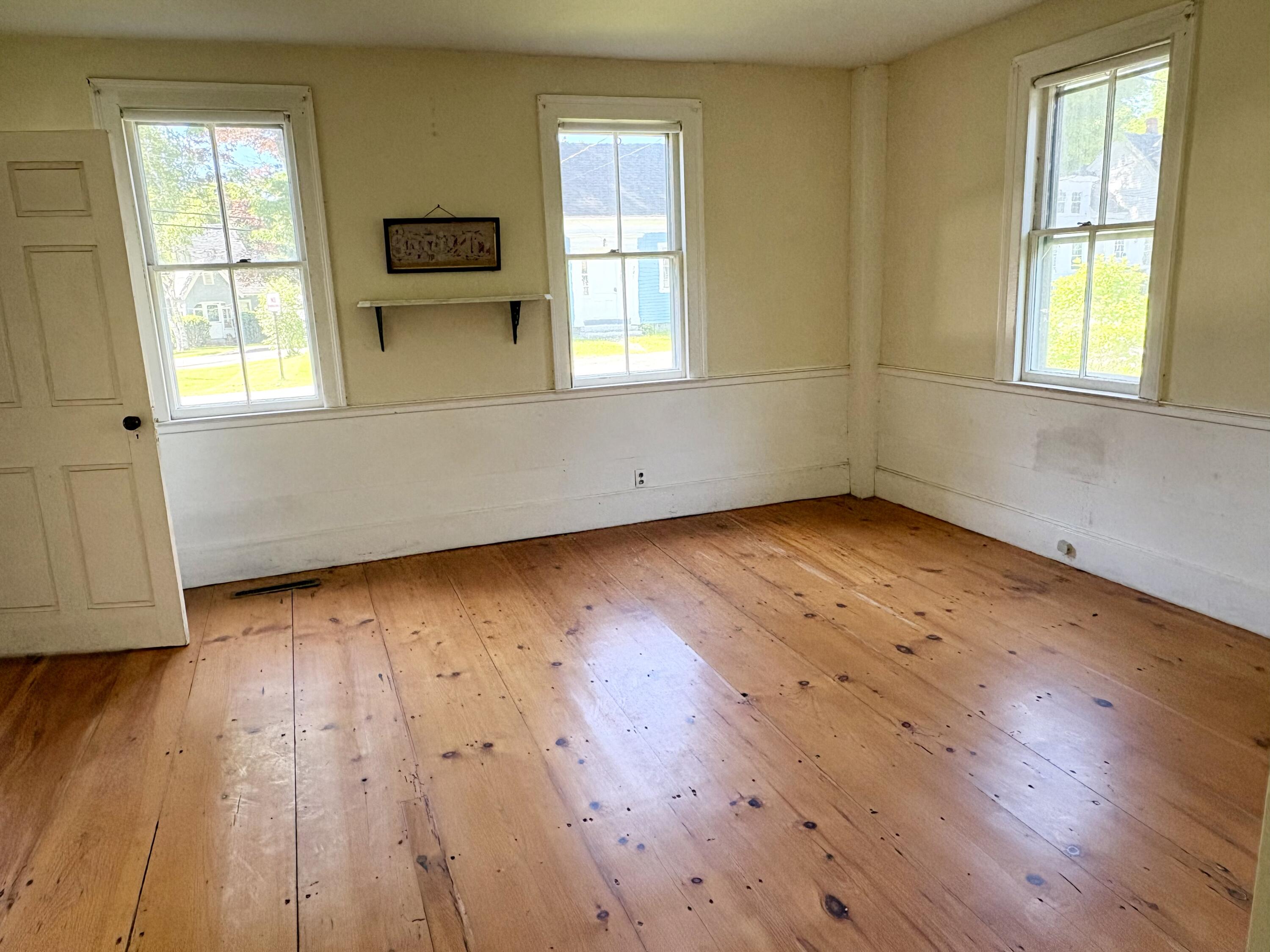 226 Elm Street Property Photo 17