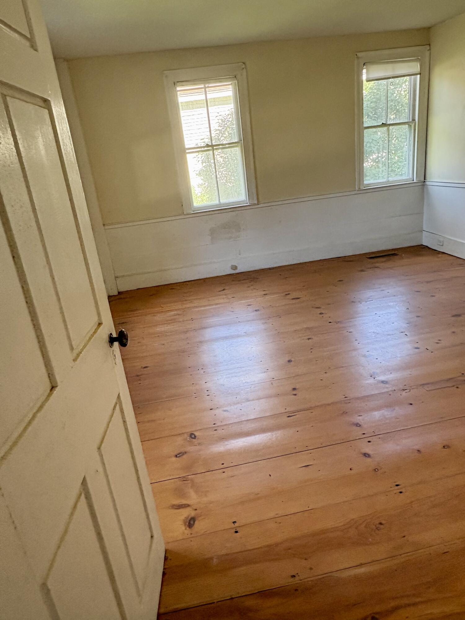 226 Elm Street Property Photo 18
