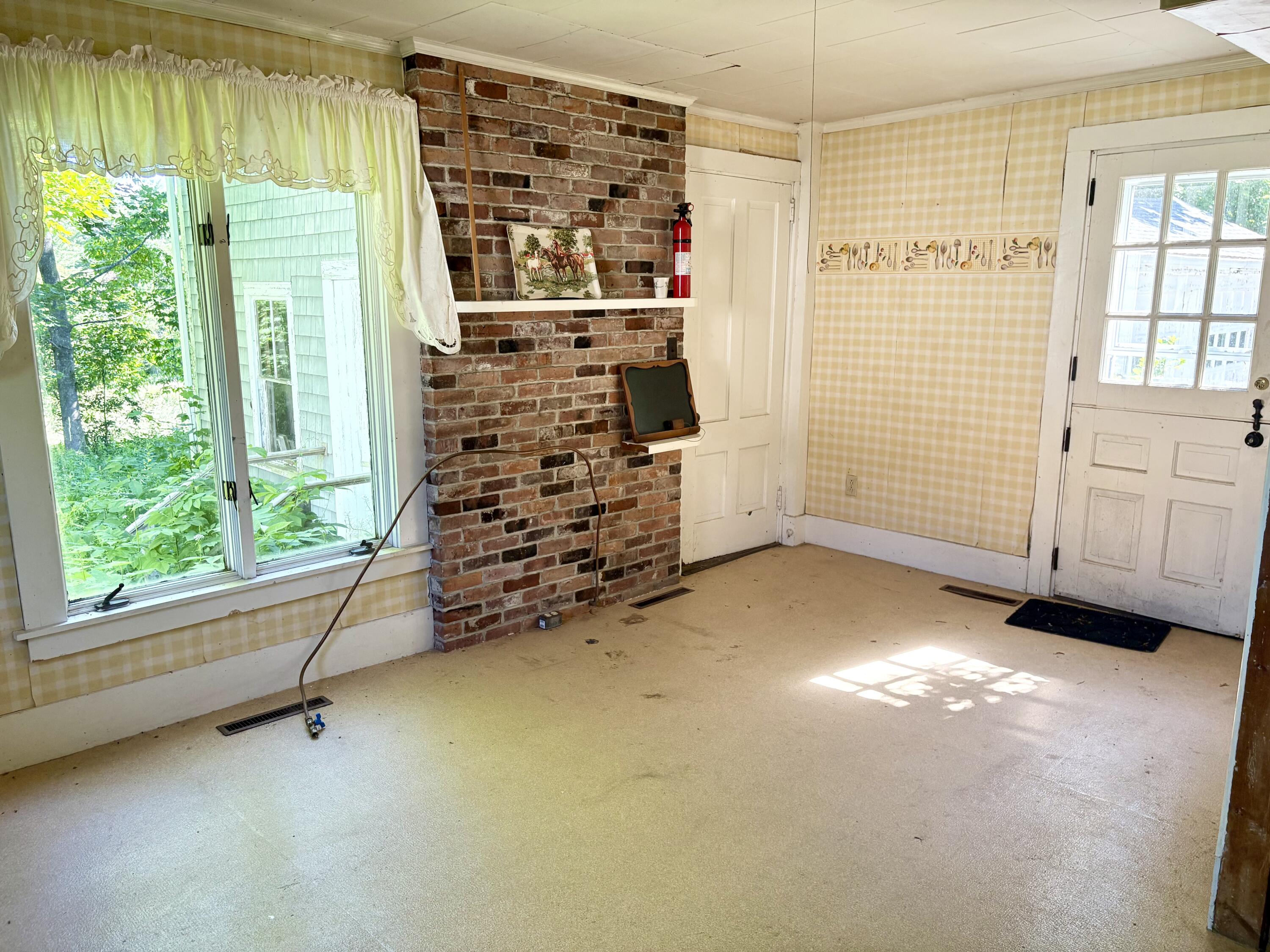 226 Elm Street Property Photo 25