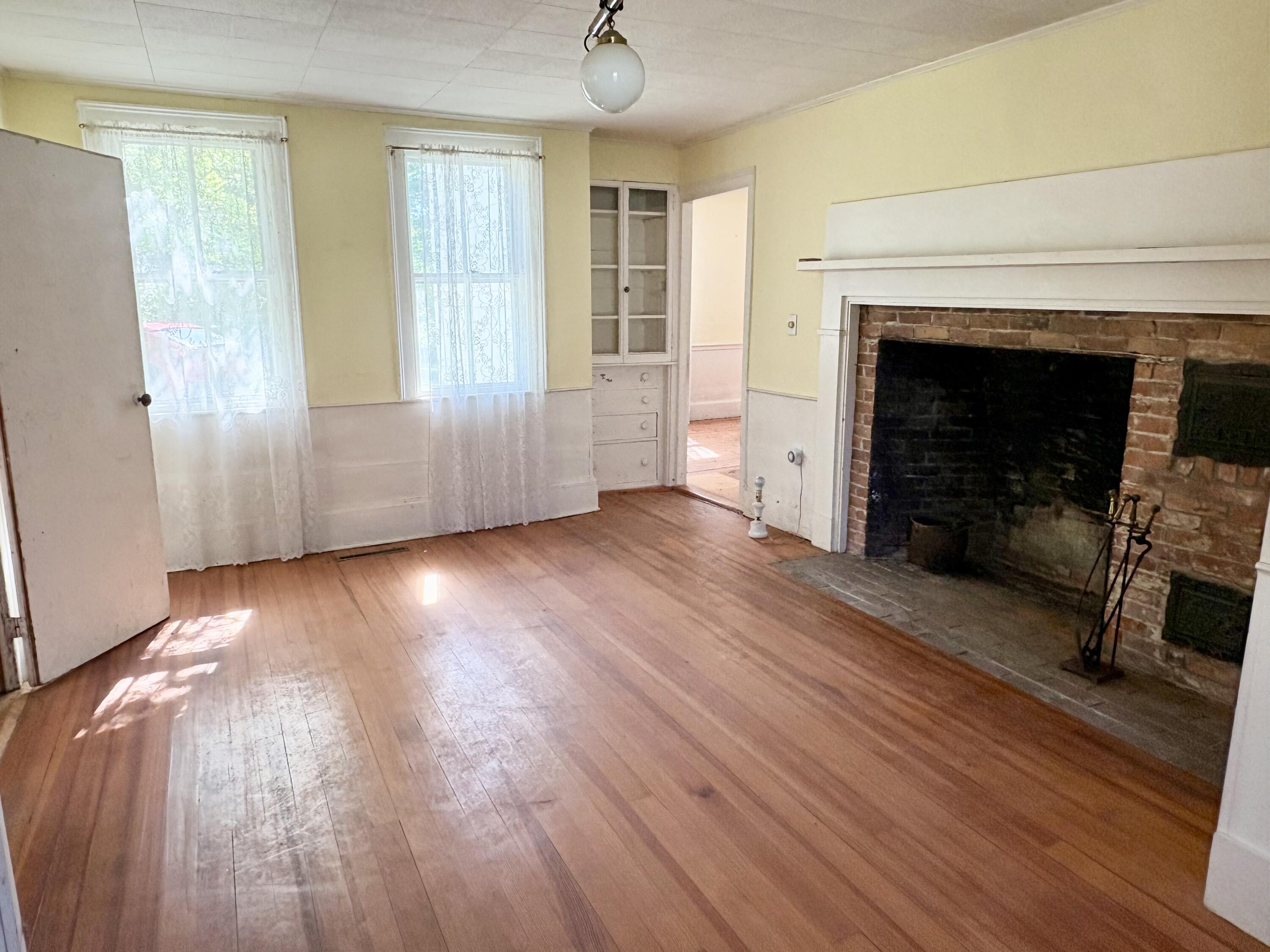 226 Elm Street Property Photo 30
