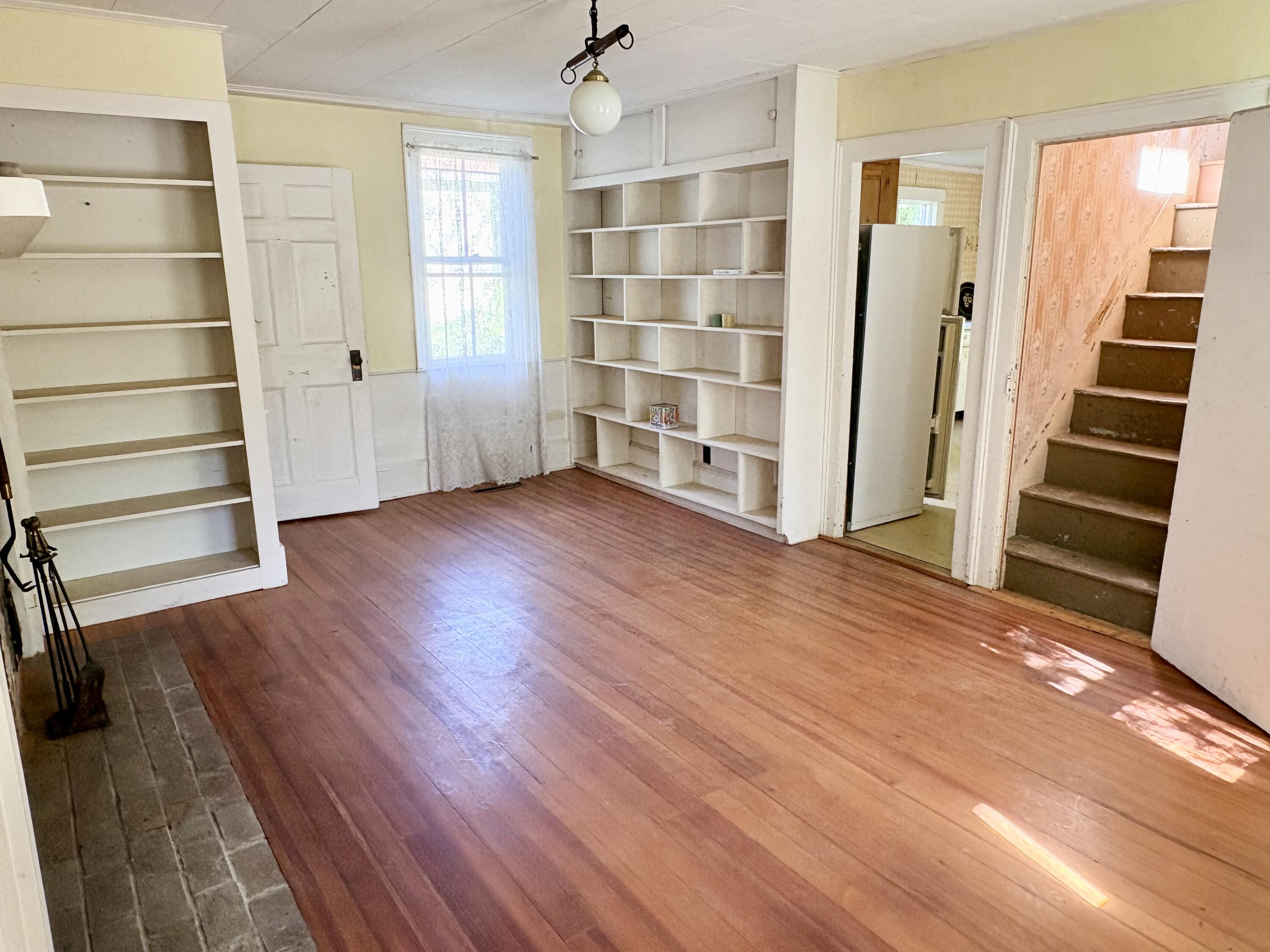 226 Elm Street Property Photo 31