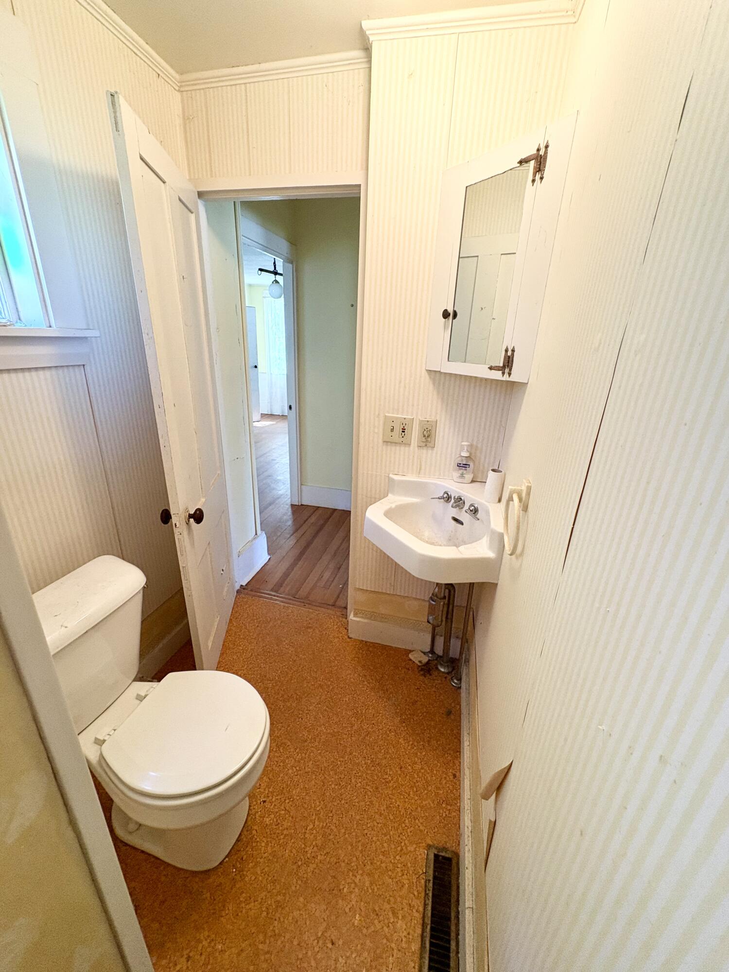 226 Elm Street Property Photo 32