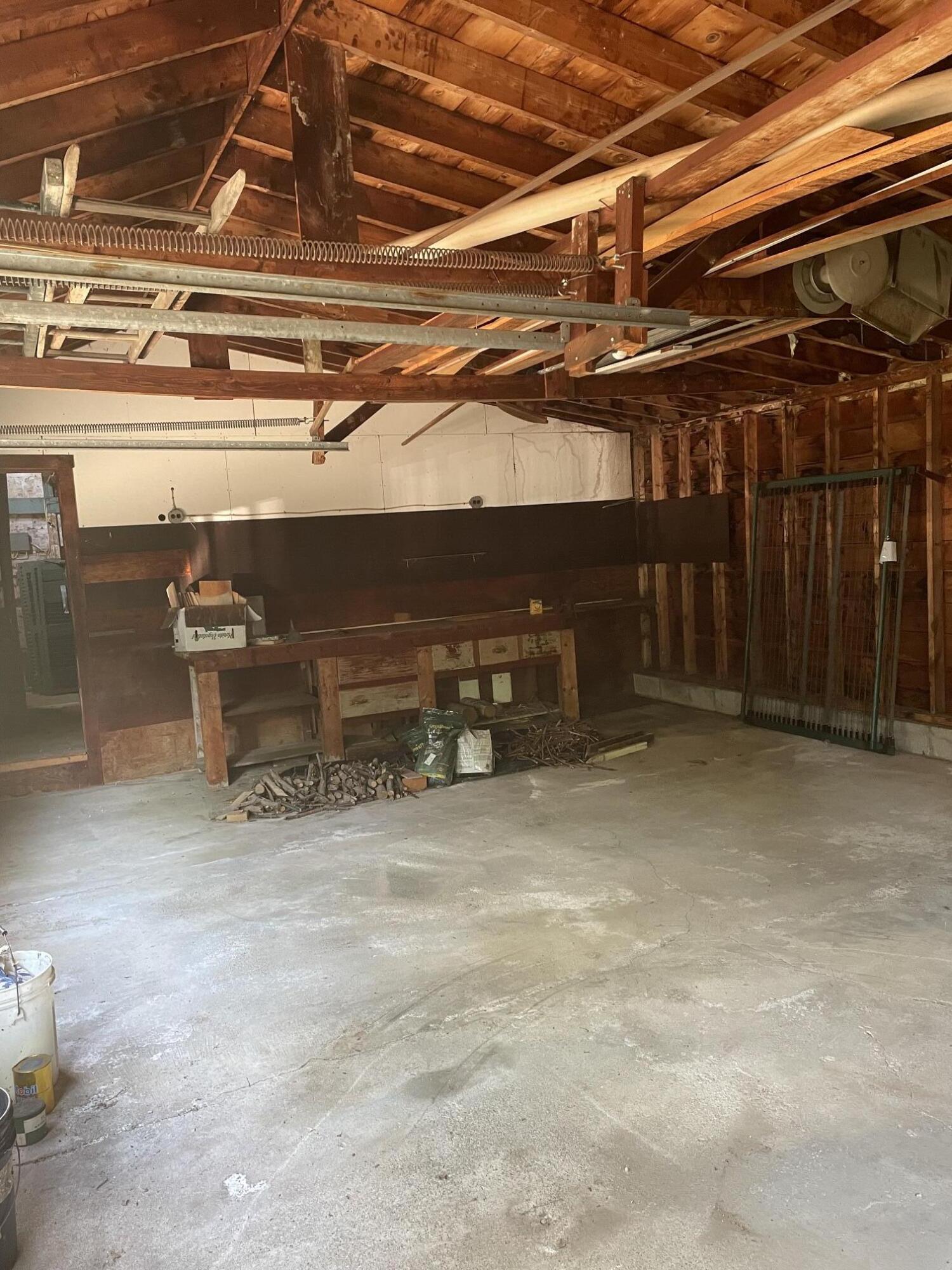226 Elm Street Property Photo 59
