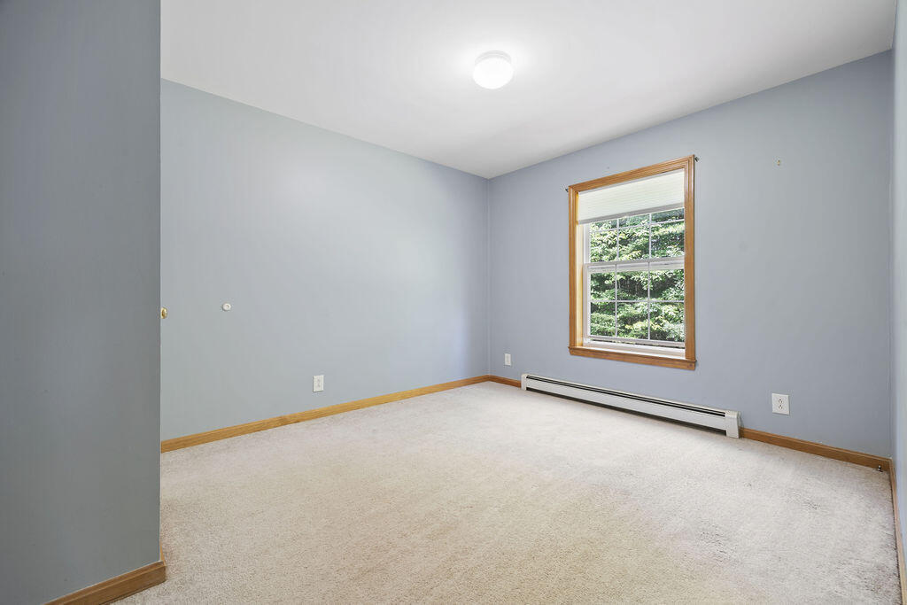 39 Jades Way Property Photo 13