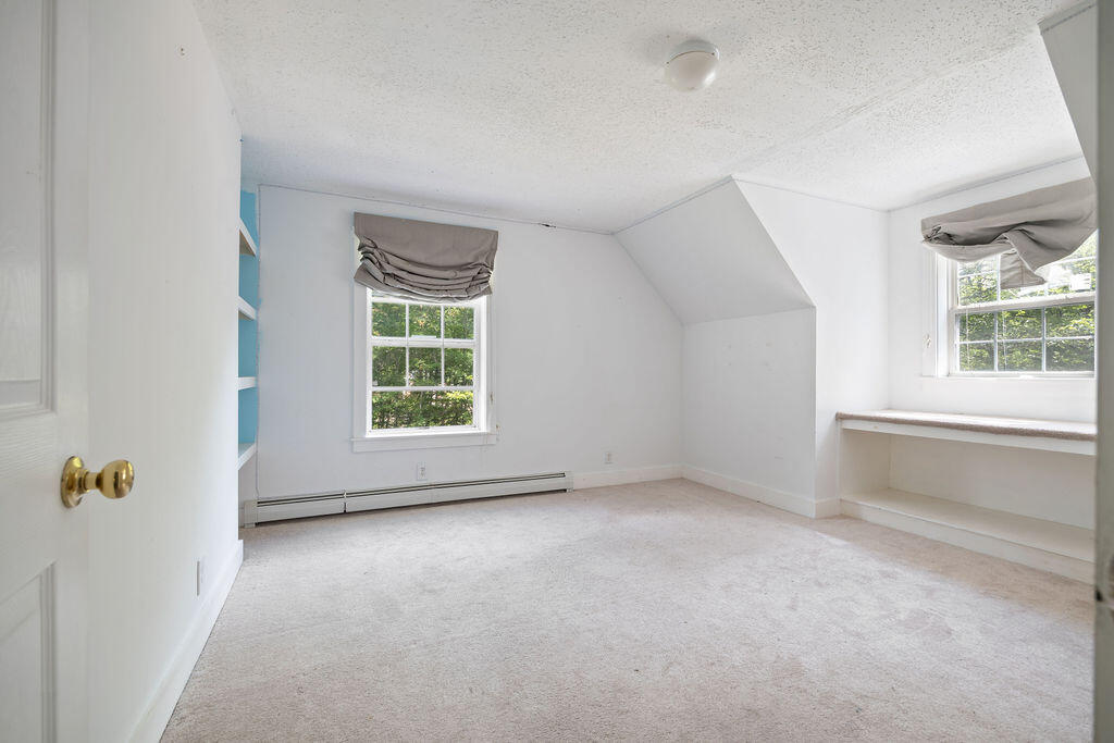 39 Jades Way Property Photo 17